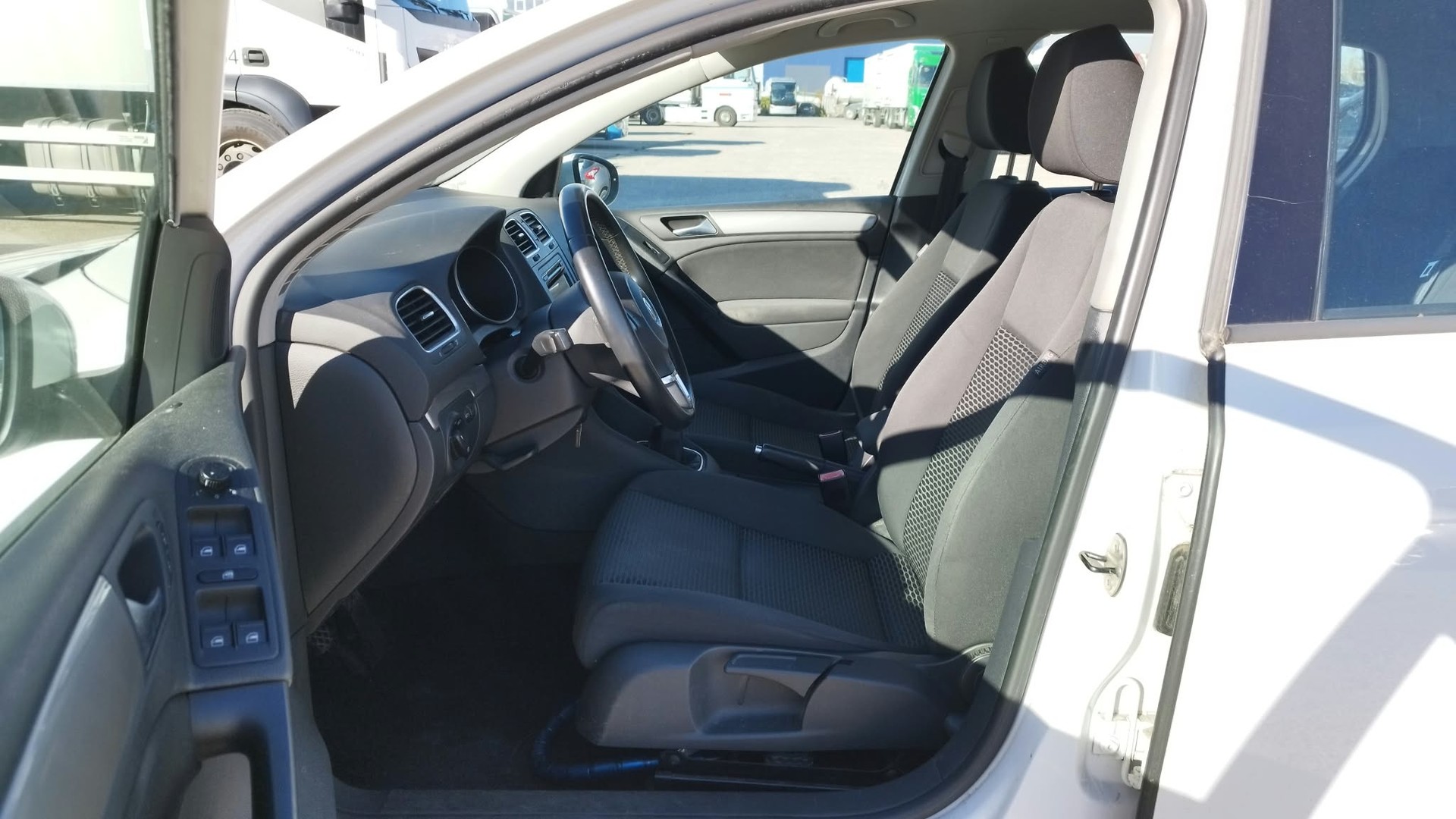 VW Golf 1.6 TDI Team-image-9