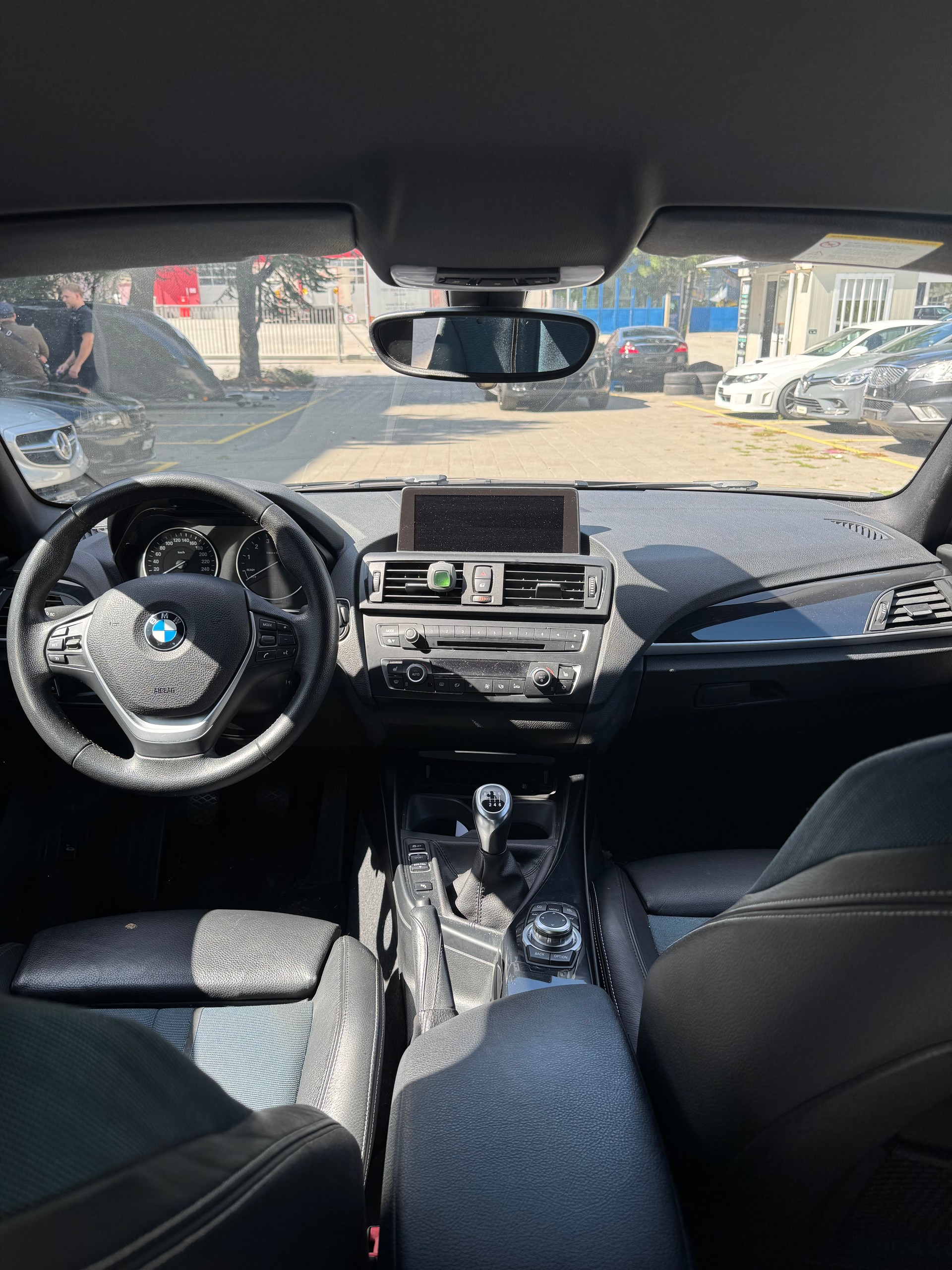 BMW 118i Urban Line-image-5