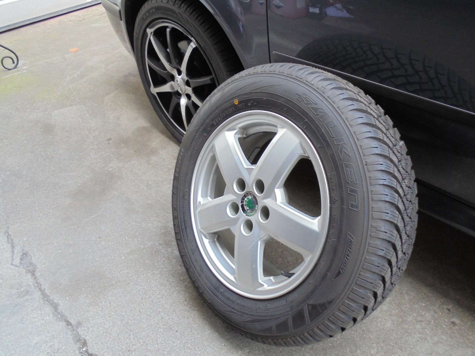 SKODA Octavia 1.8 Turbo Tour-image-15