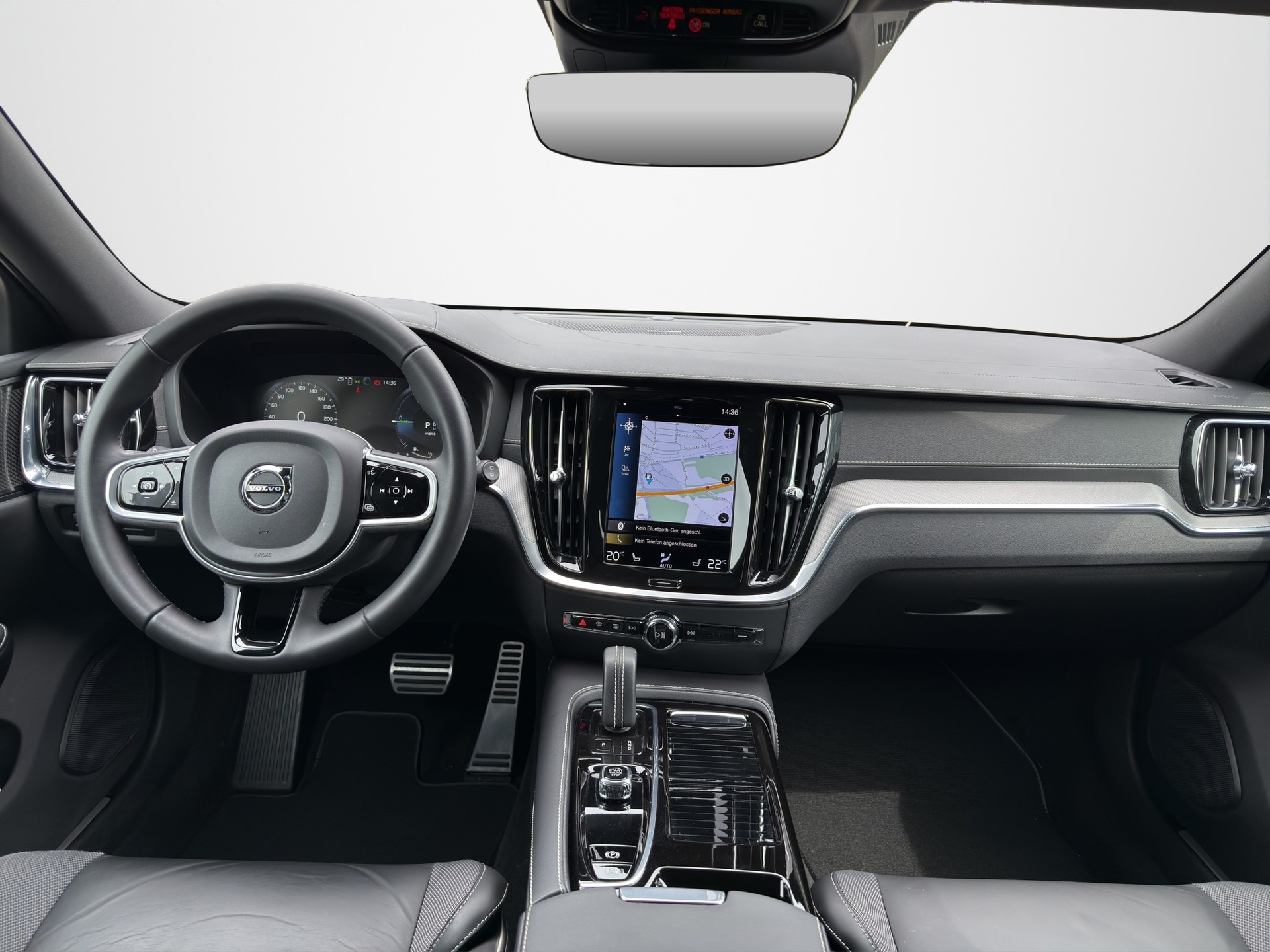 VOLVO V60 2.0 T8 TE R-Design eAWD-image-9