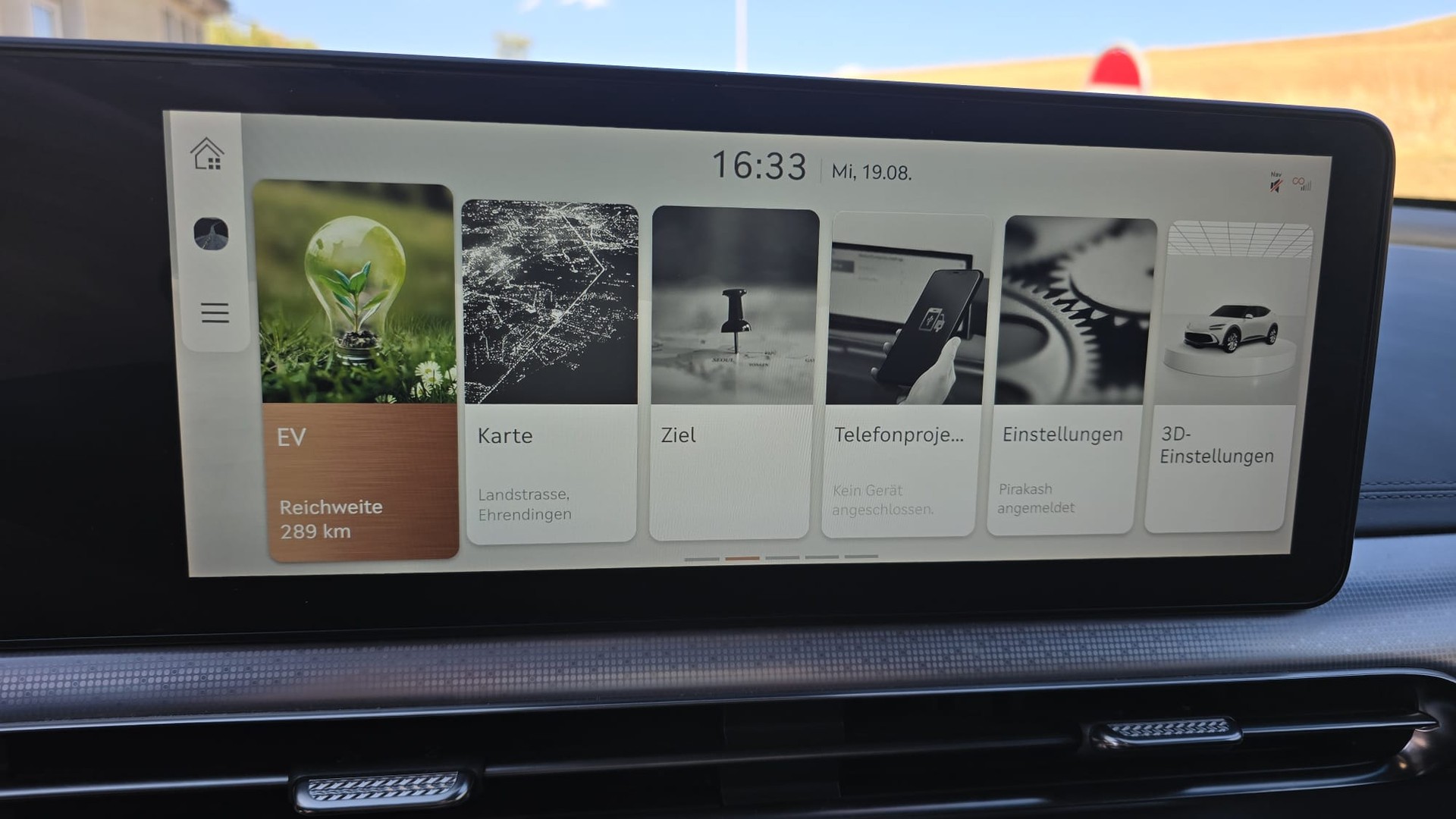 GENESIS 77.4 kWh Premium-image-15