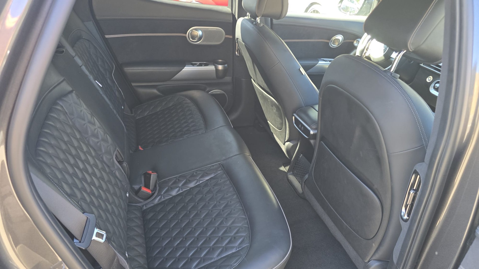 GENESIS 77.4 kWh Premium-image-11