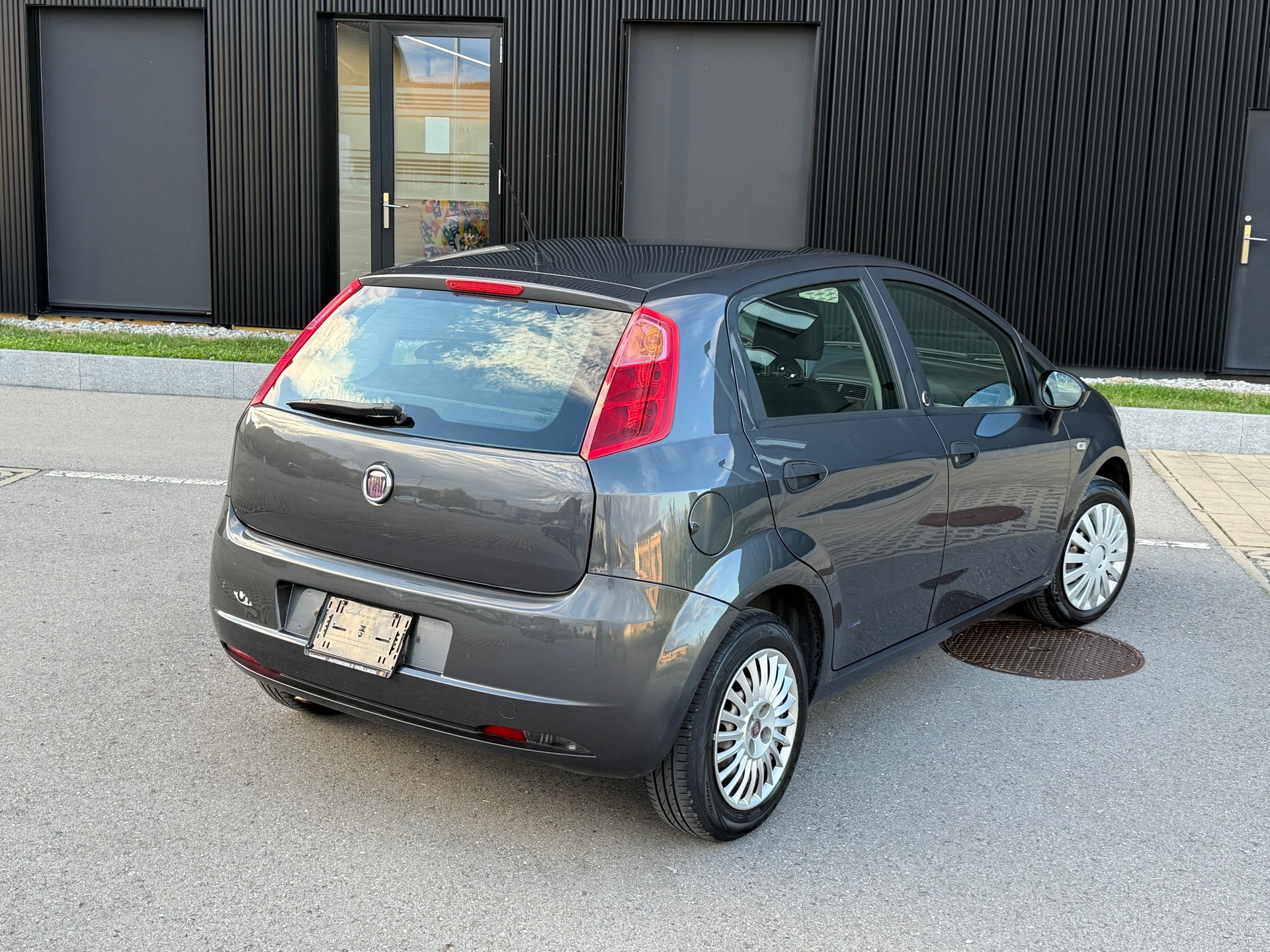 FIAT Punto 1.4 Dynamic-image-6