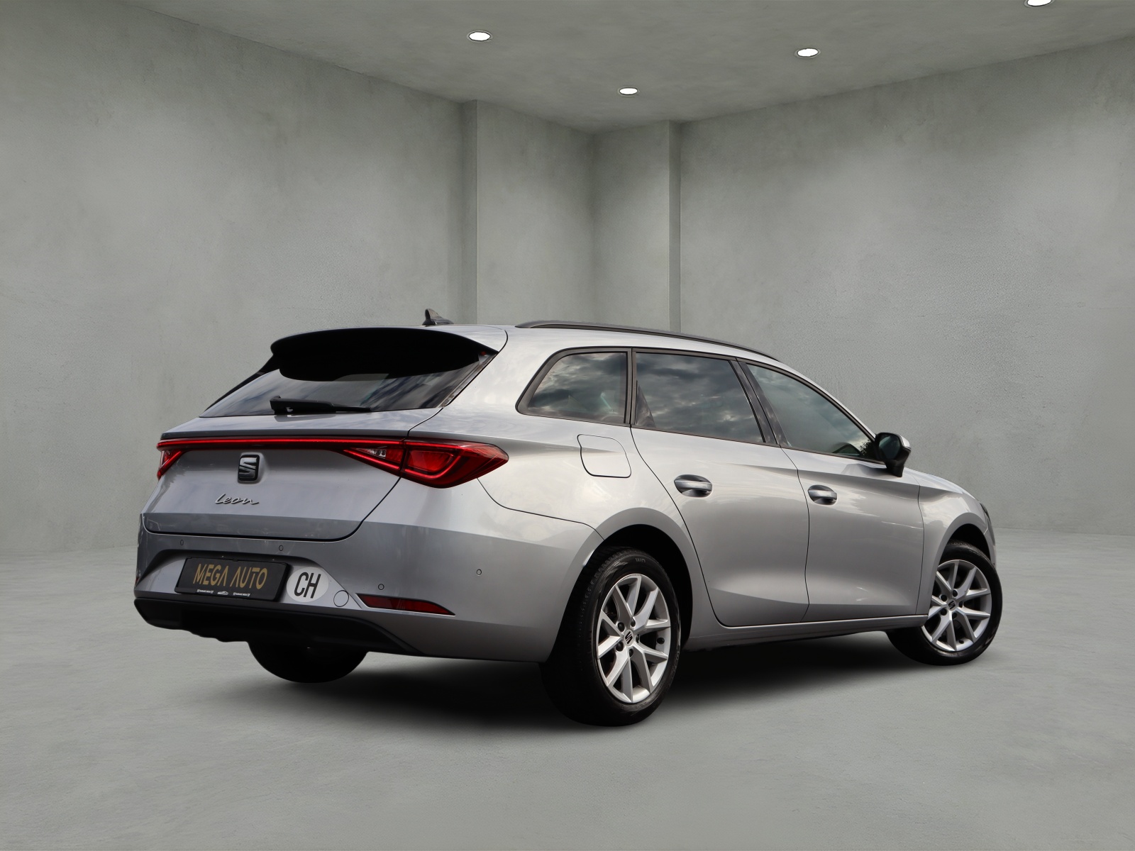 SEAT Leon ST 2.0 TDI EVO DSG Style-image-4