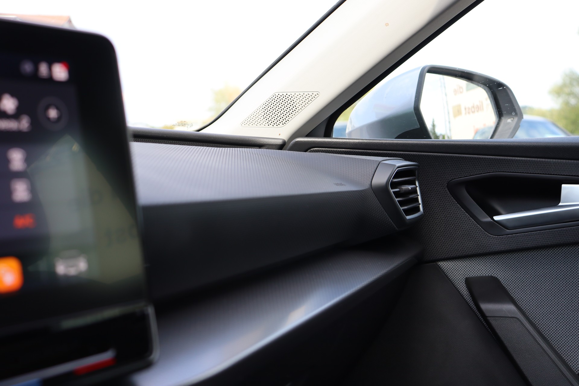 SEAT Leon ST 2.0 TDI EVO DSG Style-image-19
