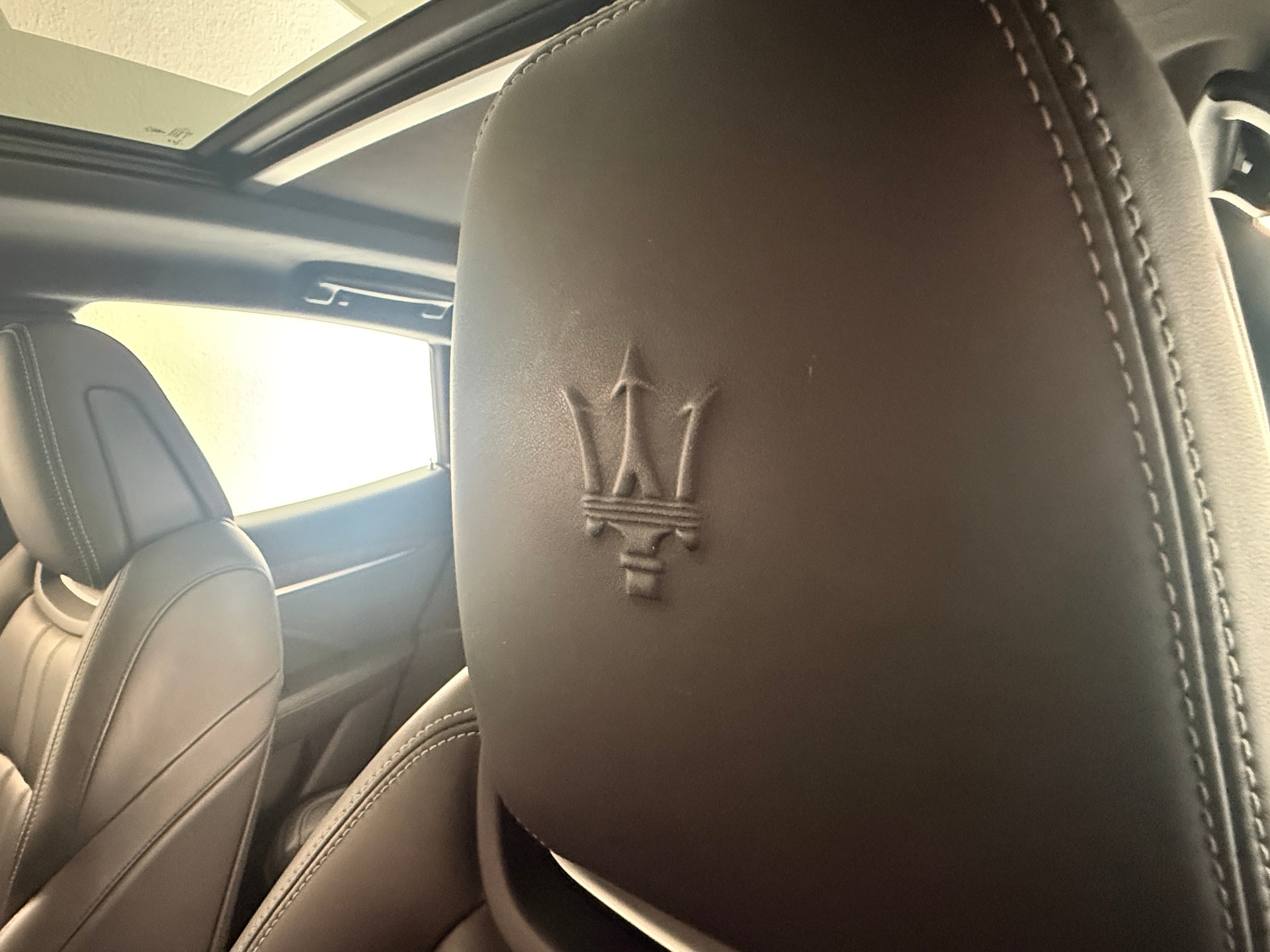 MASERATI Levante S 3.0 V6 Automatica Ab 350.- pro Monat 1. Hand-image-23