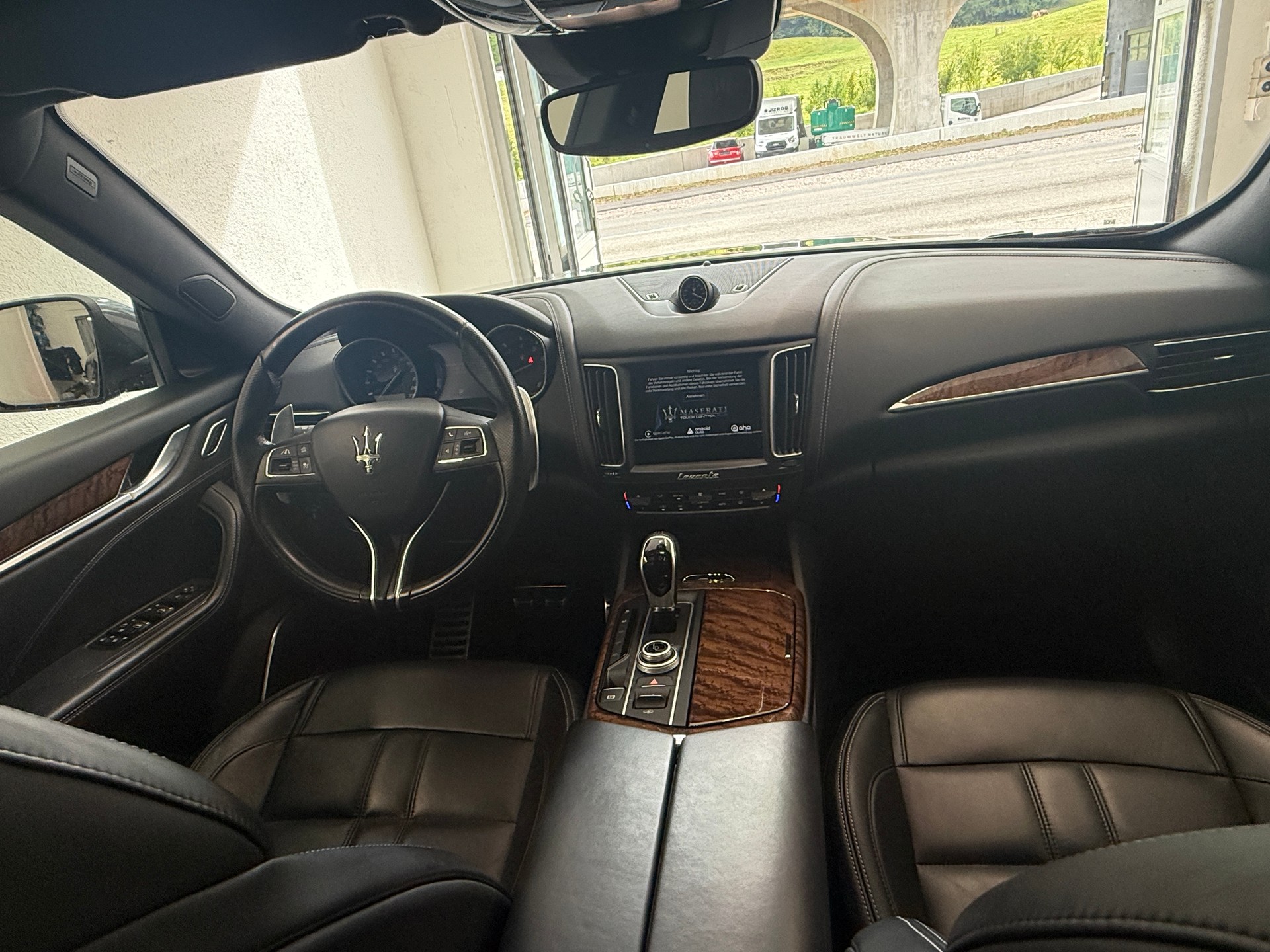 MASERATI Levante S 3.0 V6 Automatica Ab 350.- pro Monat 1. Hand-image-22