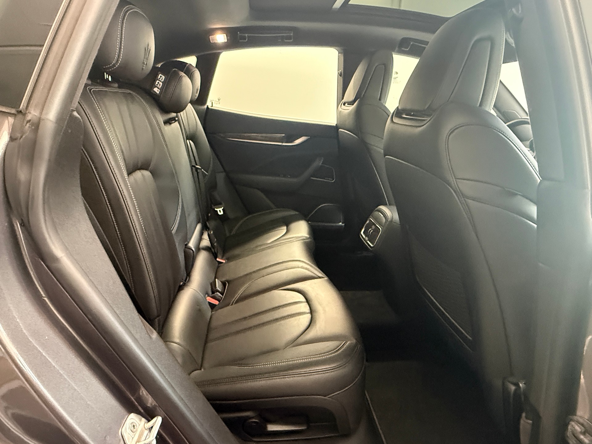 MASERATI Levante S 3.0 V6 Automatica Ab 350.- pro Monat 1. Hand-image-12