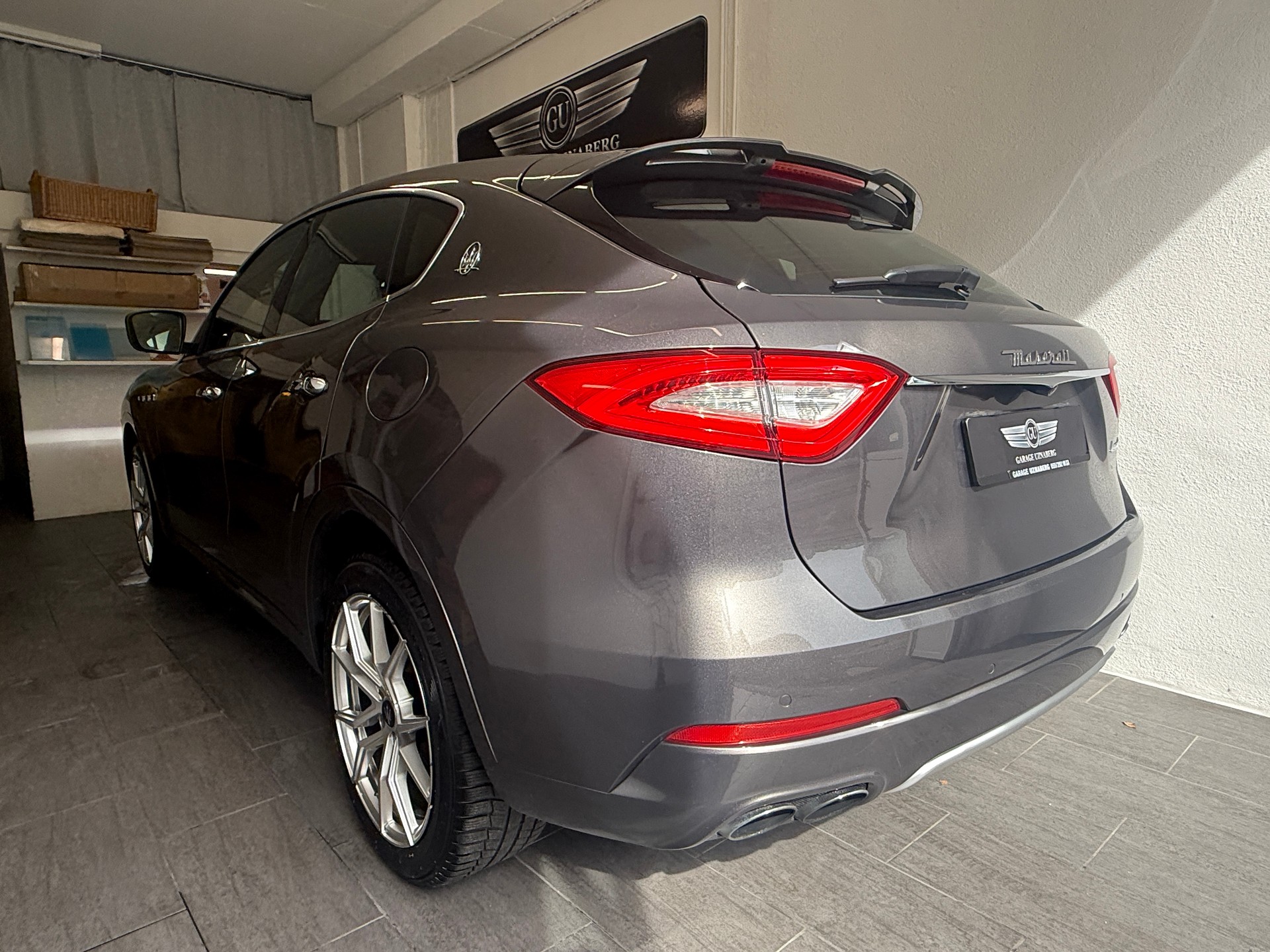 MASERATI Levante S 3.0 V6 Automatica Ab 350.- pro Monat 1. Hand-image-2