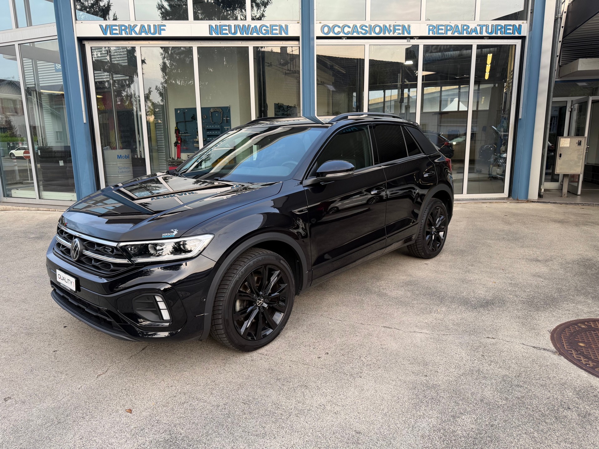 VW T-Roc 2.0 TSI R-Line DSG 4Motion-image-6