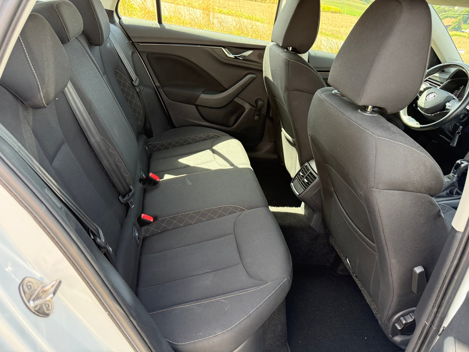 SKODA Scala 1.5 TSI Ambition DSG-image-9