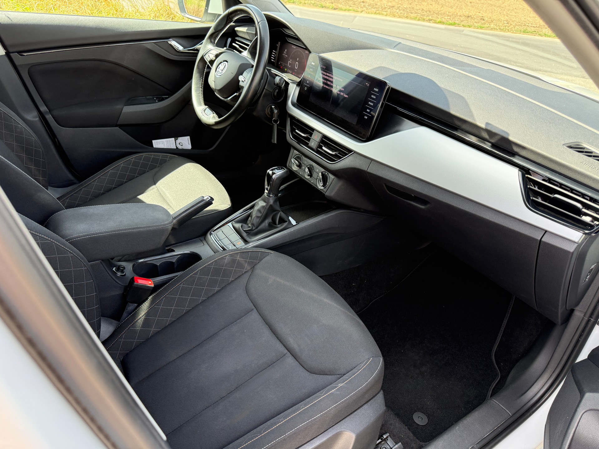 SKODA Scala 1.5 TSI Ambition DSG-image-7