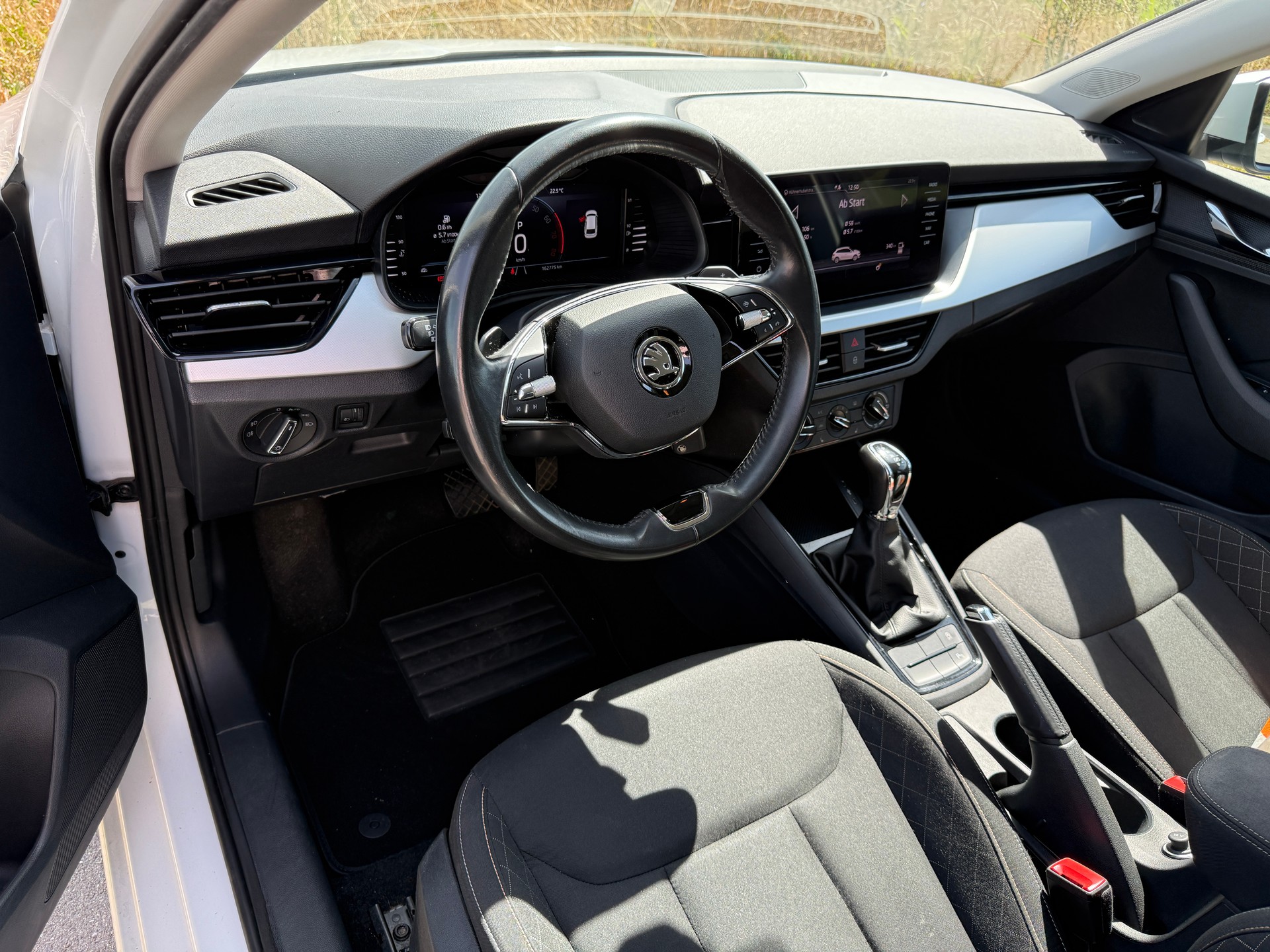 SKODA Scala 1.5 TSI Ambition DSG-image-6