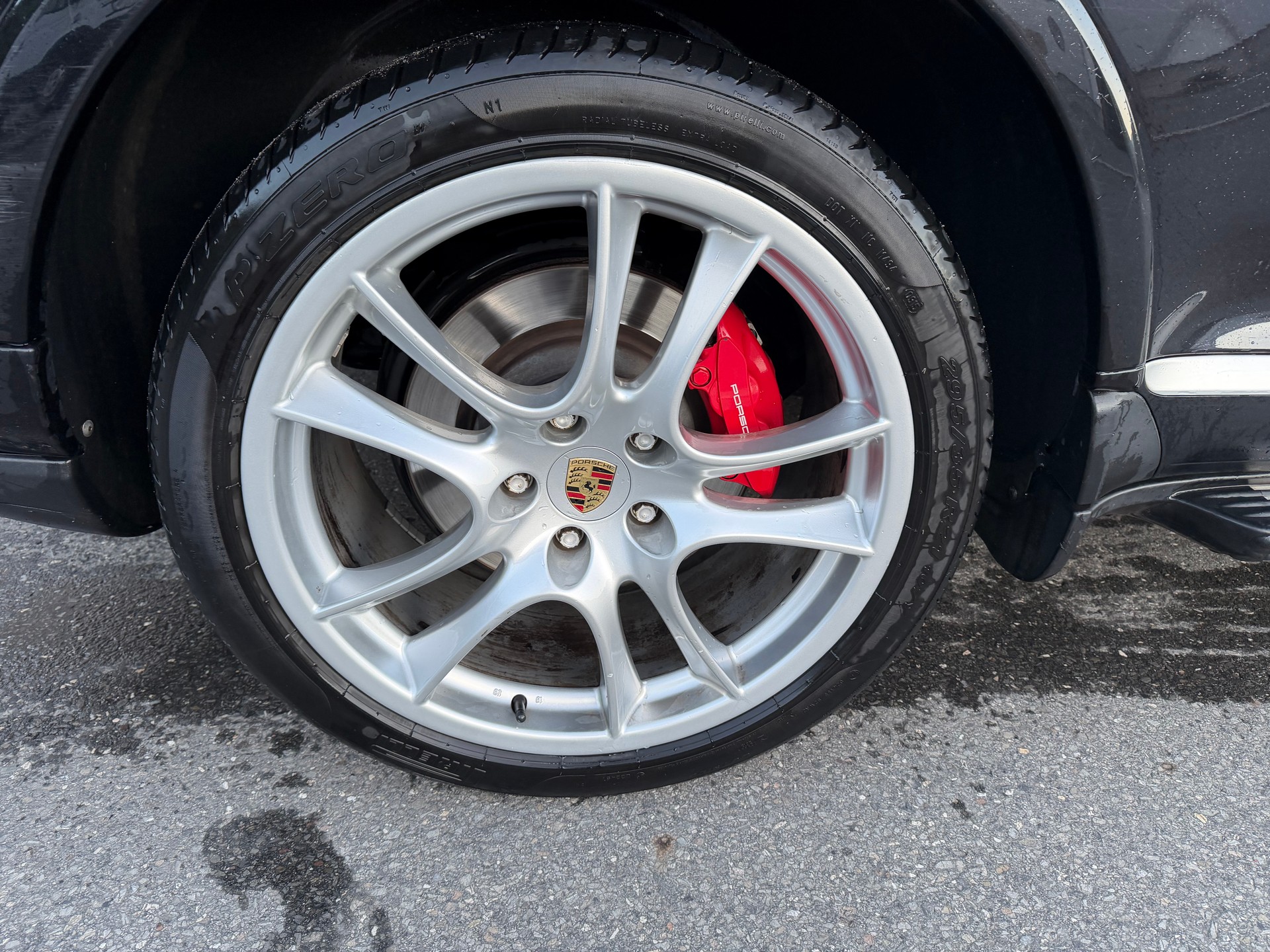 PORSCHE Cayenne Turbo-image-11