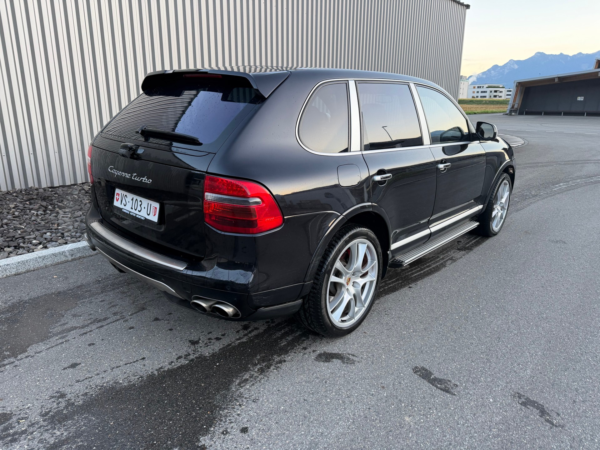 PORSCHE Cayenne Turbo-image-5