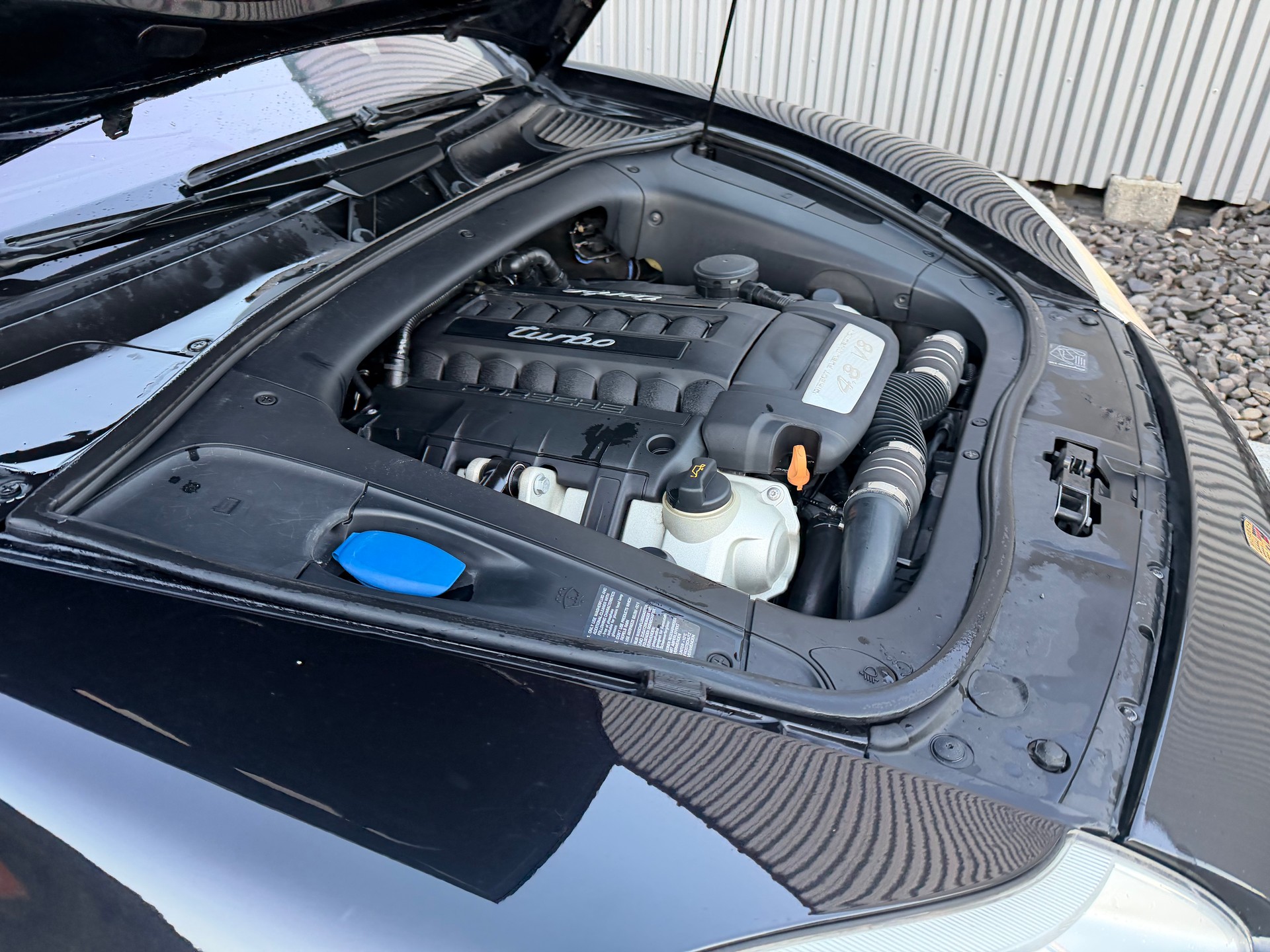 PORSCHE Cayenne Turbo-image-35