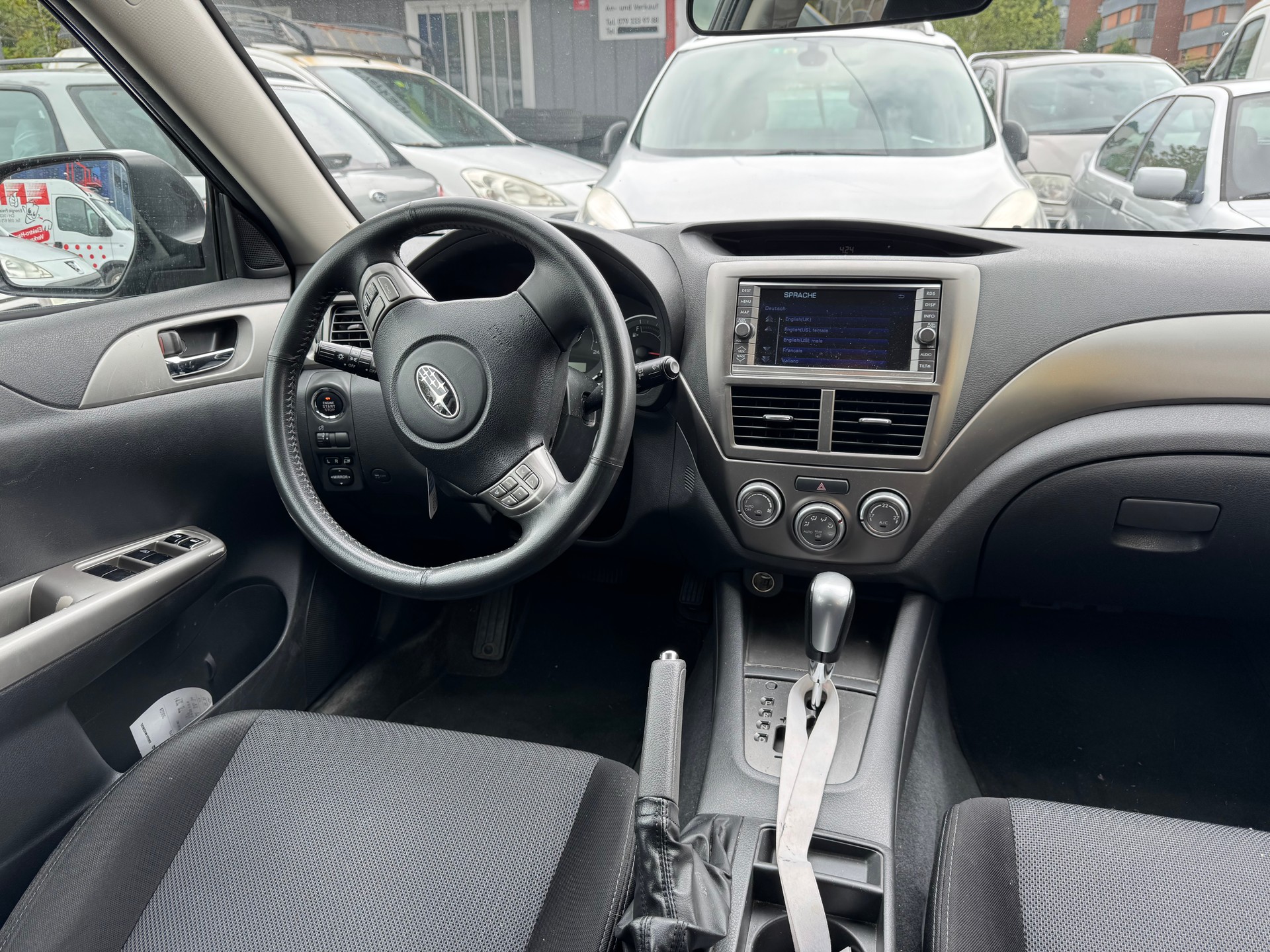 SUBARU Impreza 2.0R Comfort S Automatic-image-6