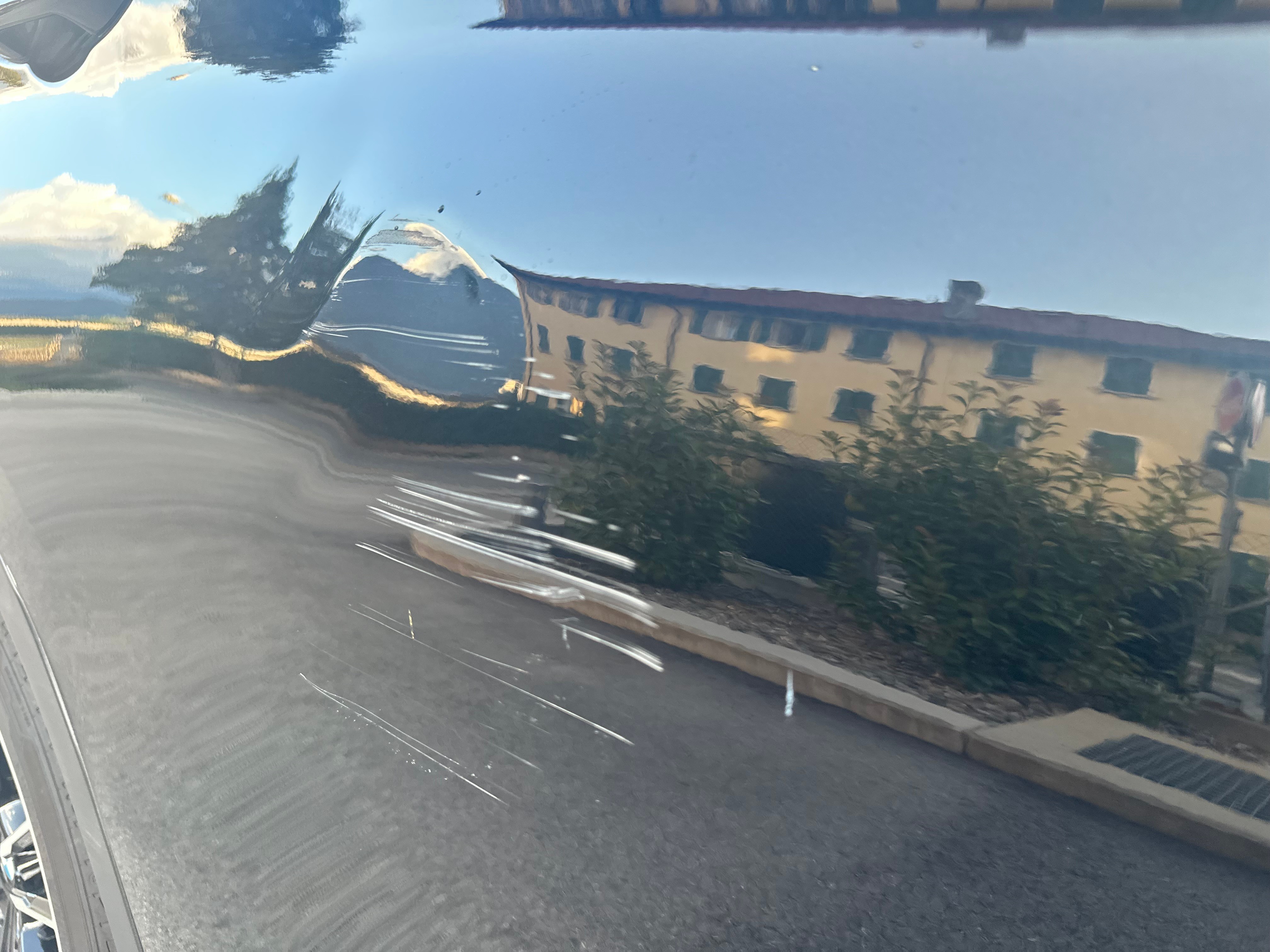 BMW 18d xDrive SAG — slika 14