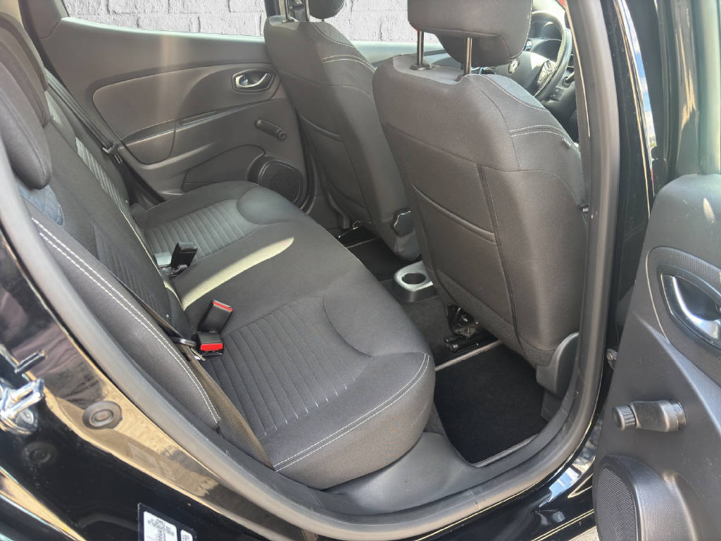 RENAULT Clio 0.9 TCe Swiss Edition S/S-image-9