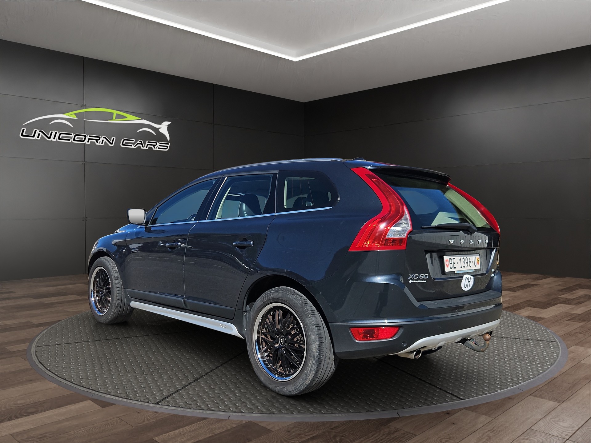 VOLVO XC60 T6 AWD Summum Geartronic-image-4