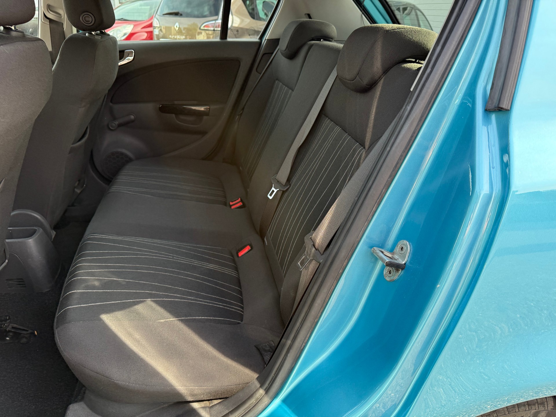 OPEL Corsa 1.4 TP Anniversary Automatic-image-9