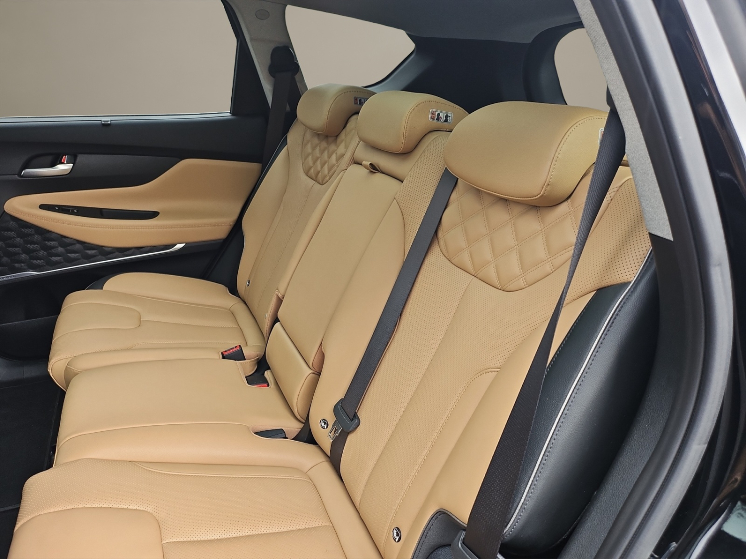 HYUNDAI Santa Fe 1.6 T-GDi HEV Vertex-image-10