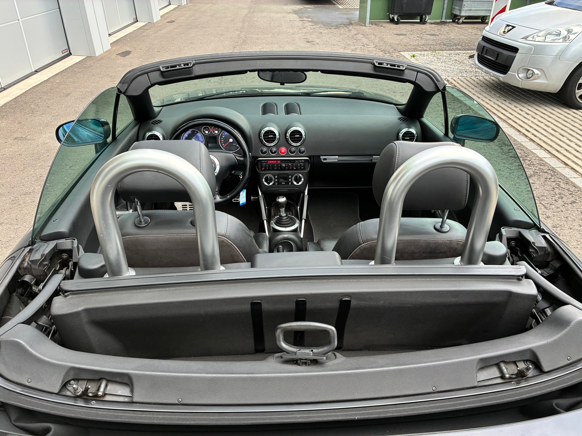 AUDI TT Roadster 1.8 T-image-4