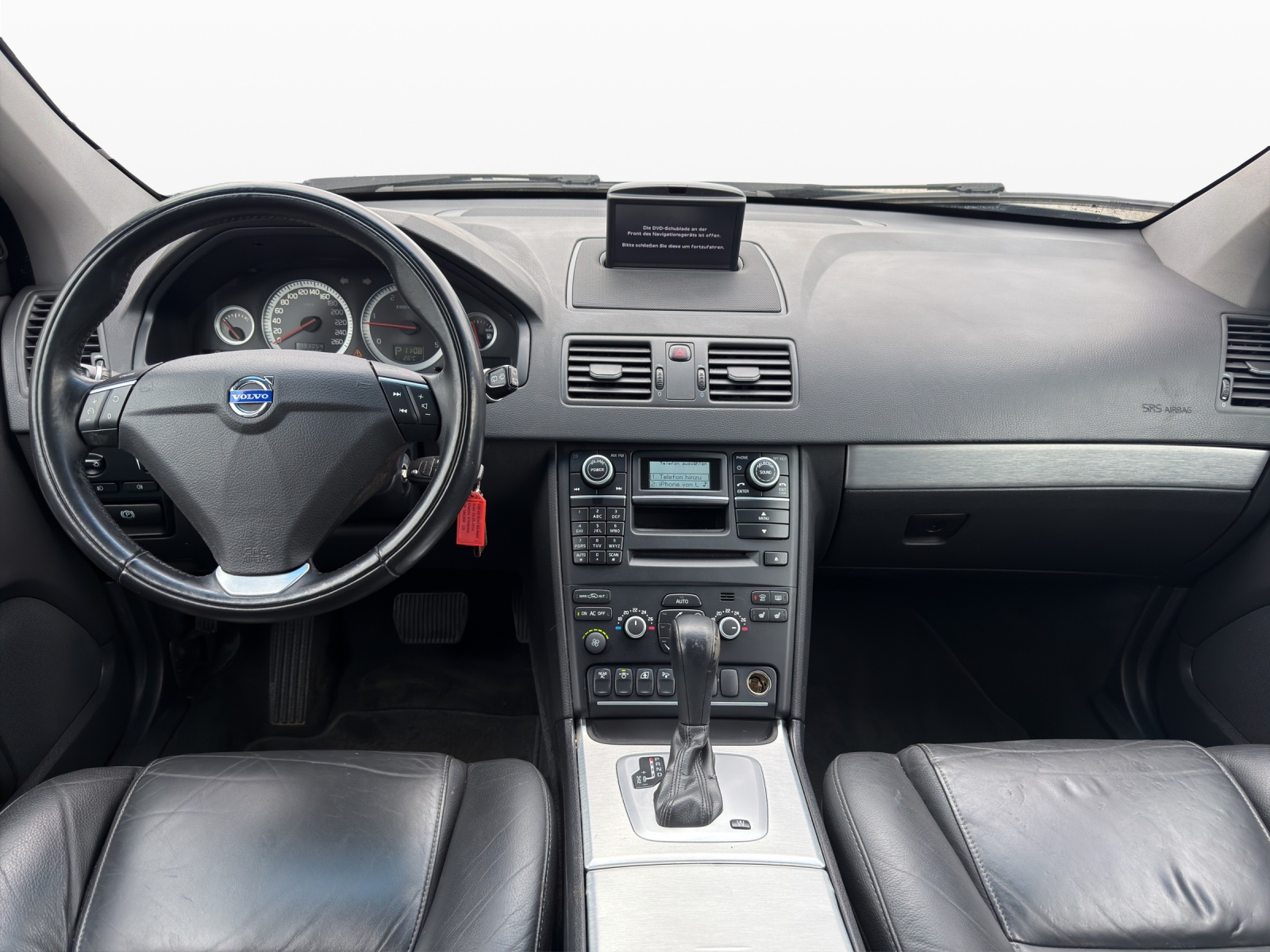 VOLVO XC90 D5 AWD Family Edition Geartronic-image-11