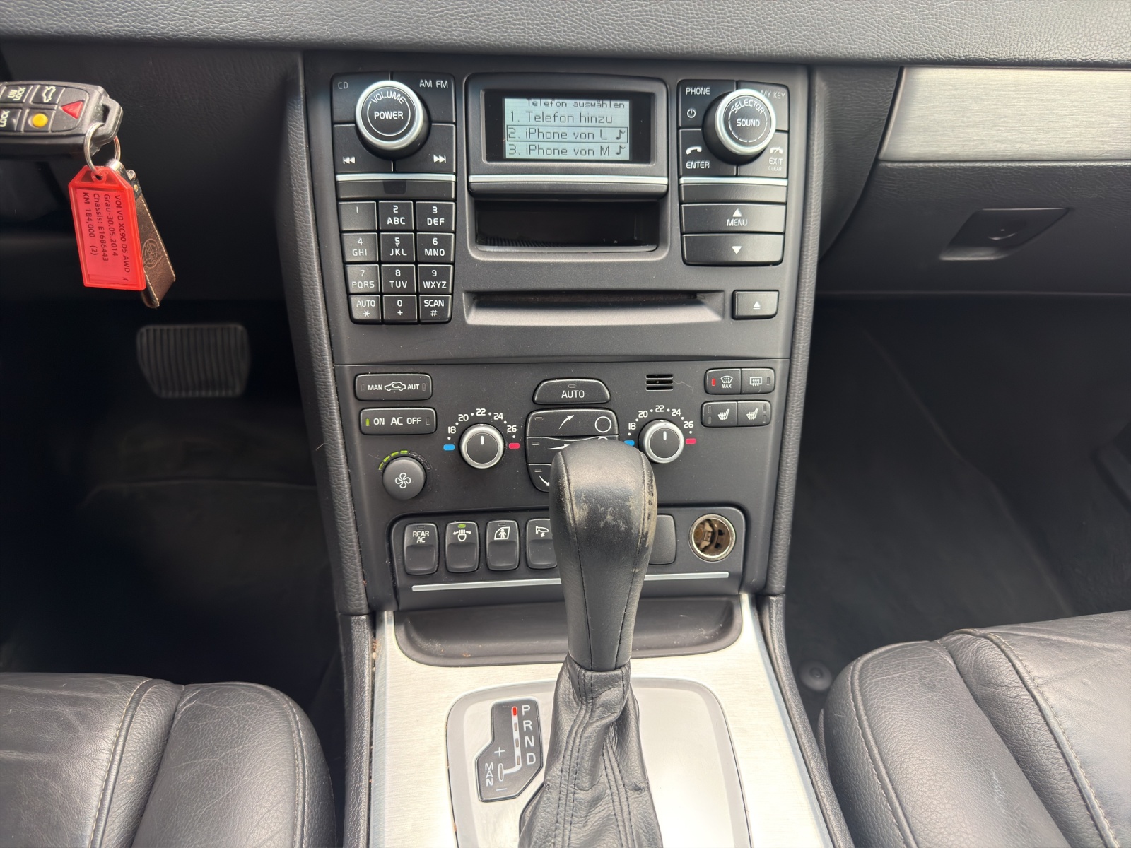 VOLVO XC90 D5 AWD Family Edition Geartronic-image-13
