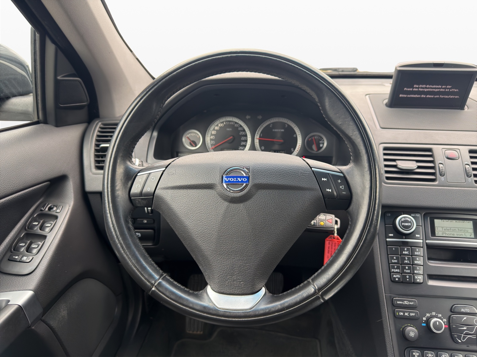 VOLVO XC90 D5 AWD Family Edition Geartronic-image-10