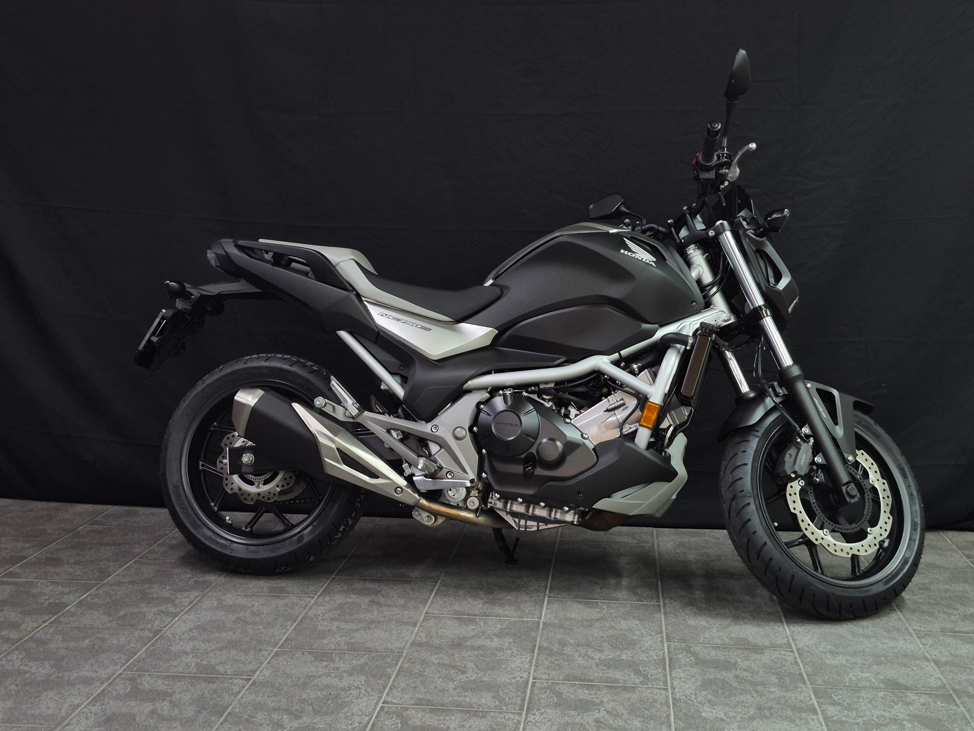 HONDA NC 750 S ABS-showroom-element-3