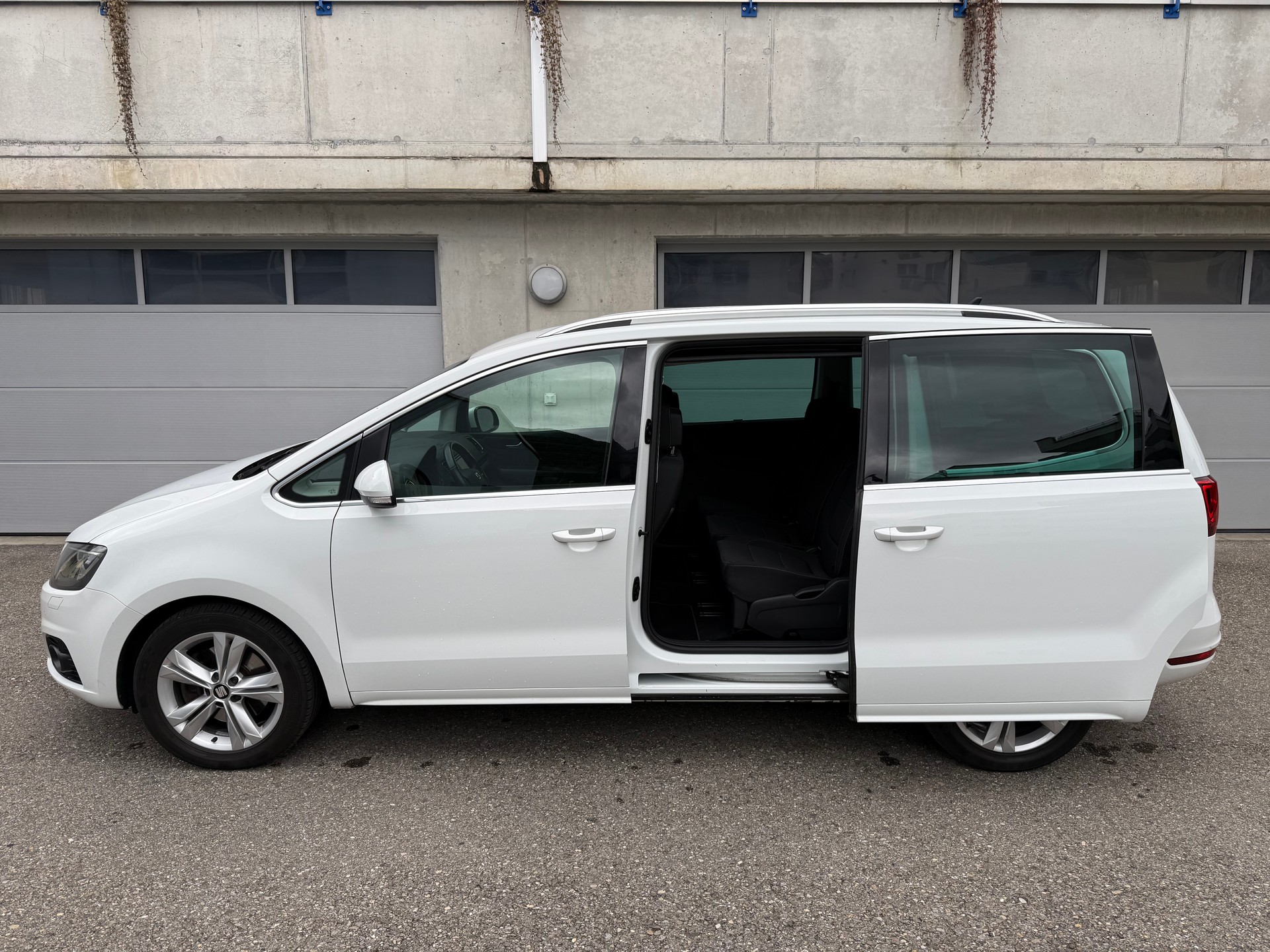 SEAT Alhambra 2.0 TDI Style Advanced 4Drive-image-26