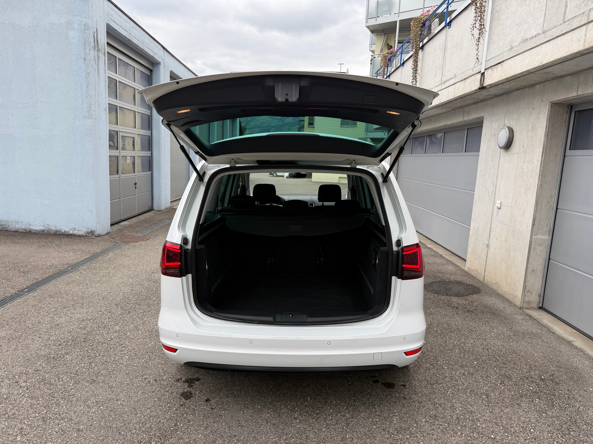 SEAT Alhambra 2.0 TDI Style Advanced 4Drive-image-28