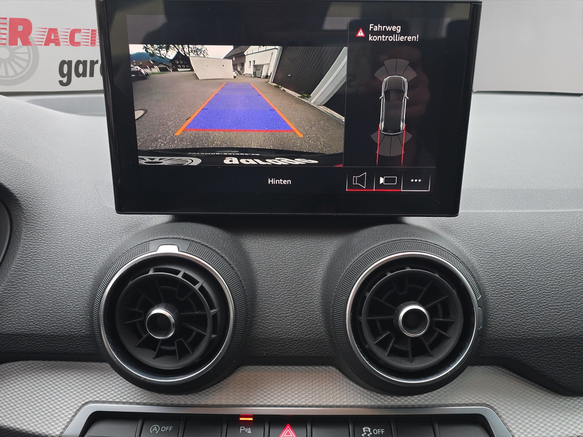 AUDI Q2 35 TFSI S-tronic Prestige-image-13