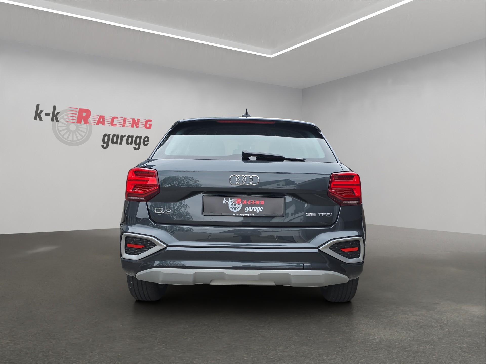 AUDI Q2 35 TFSI S-tronic Prestige-image-4