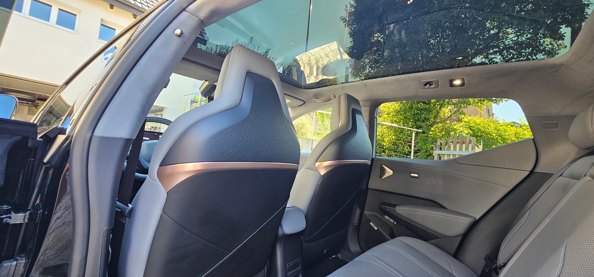 ZEEKR Privilege AWD-image-9