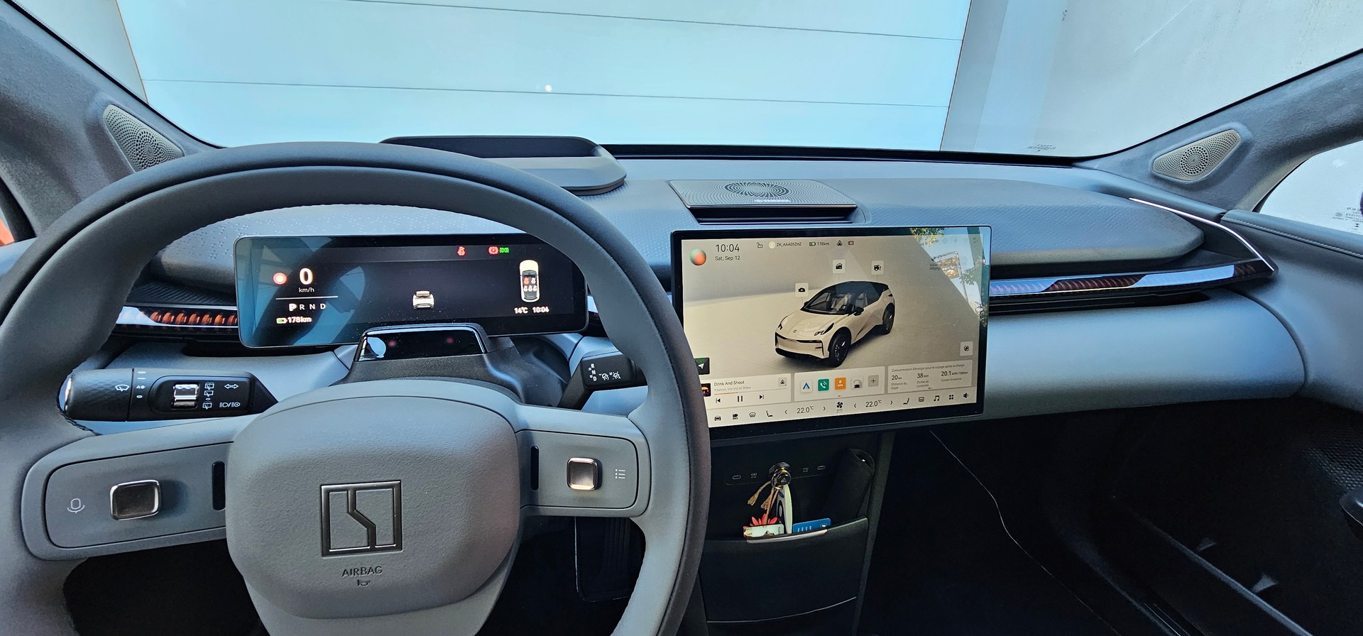 ZEEKR Privilege AWD-image-15