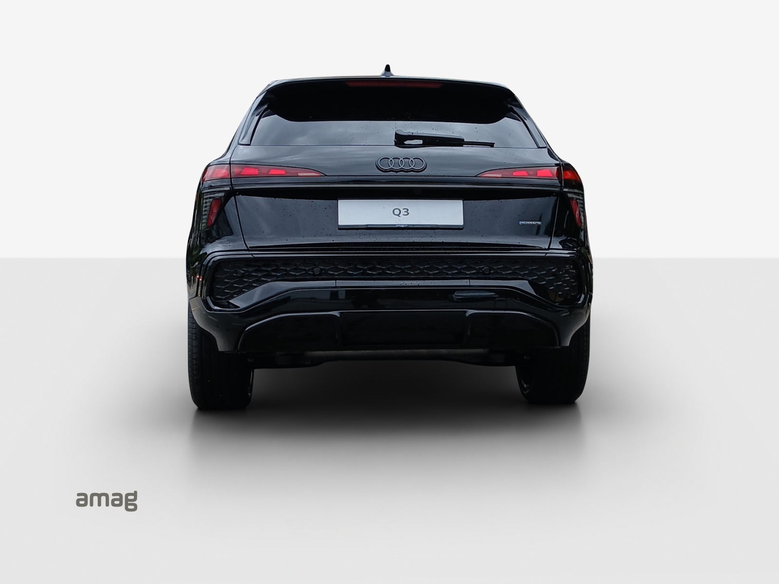 AUDI Q3 SUV TFSI quattro 150 kW S tronic-image-3