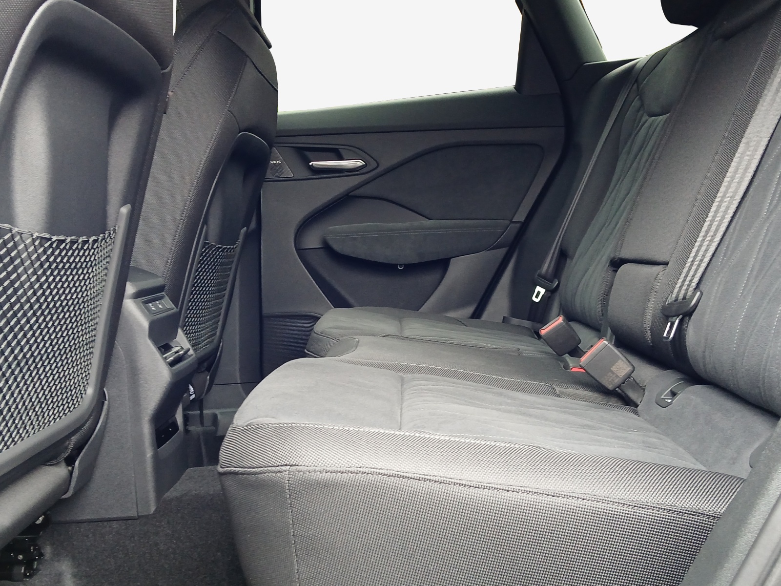 AUDI Q3 SUV TFSI quattro 150 kW S tronic-image-11