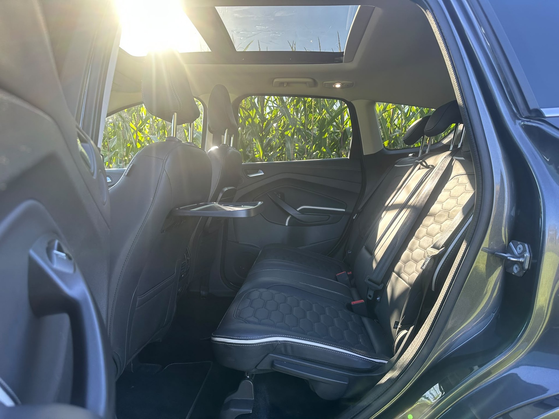 FORD Kuga 2.0 TDCi ST Line 4WD PowerShift-image-13