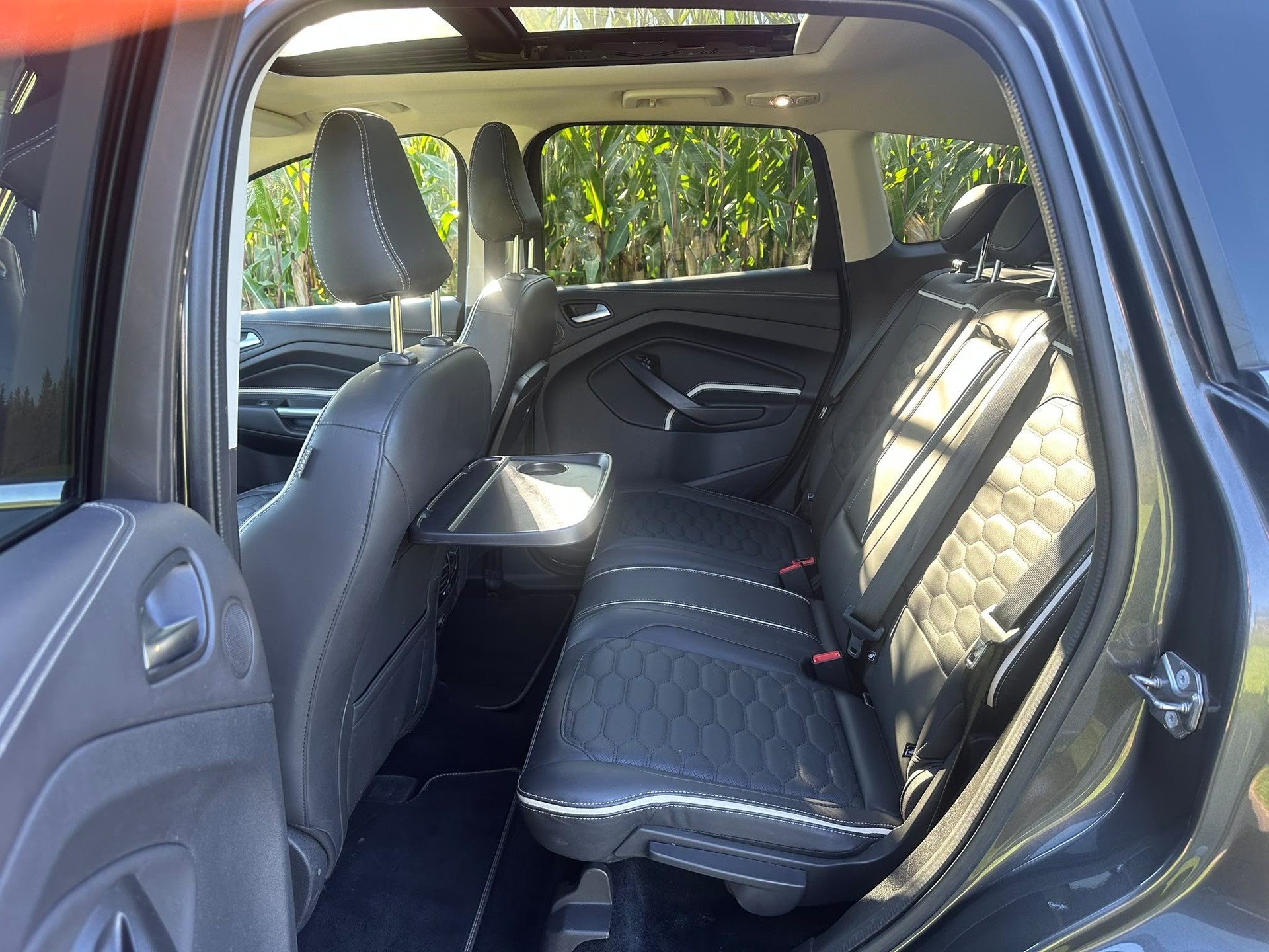 FORD Kuga 2.0 TDCi ST Line 4WD PowerShift-image-12