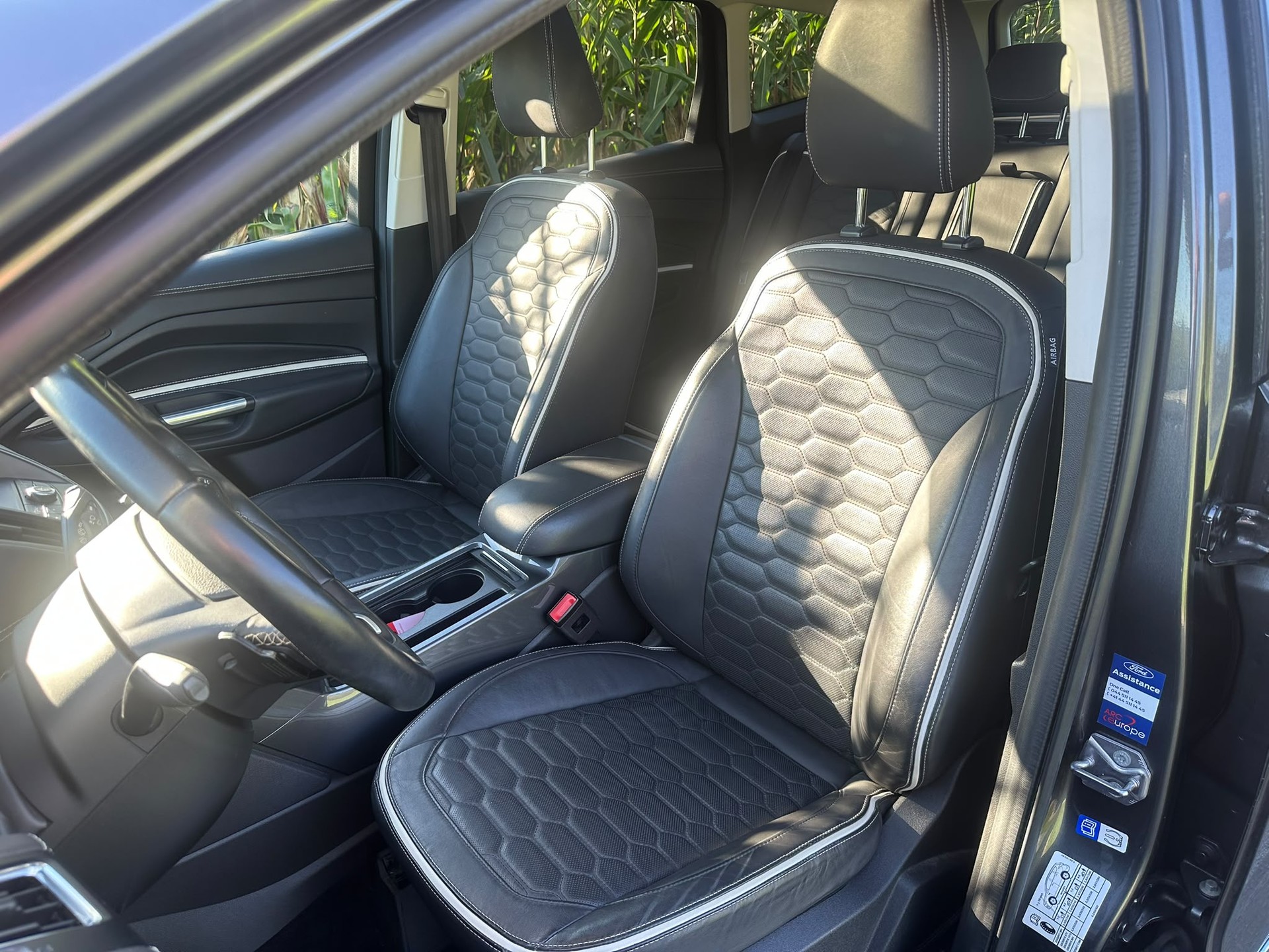 FORD Kuga 2.0 TDCi ST Line 4WD PowerShift-image-11