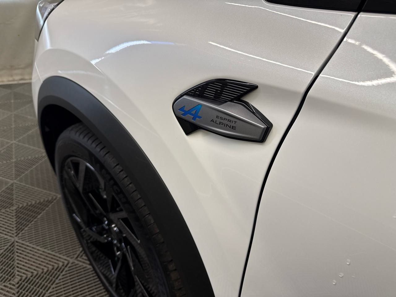 RENAULT Captur 1.8 E-Tech 160 Esprit Alpine DHT-image-15