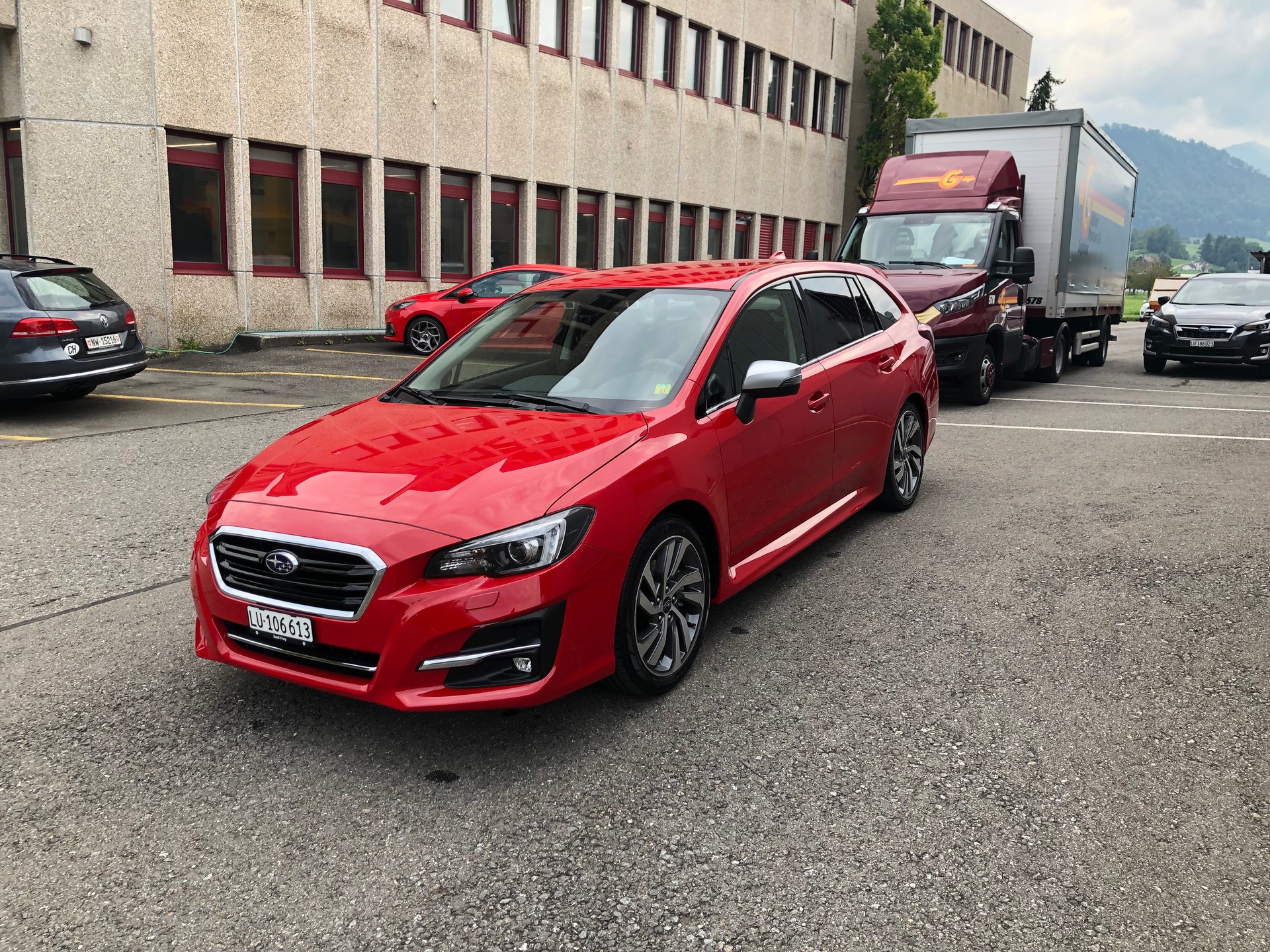 SUBARU Levorg 2.0i Swiss Plus AWD Lineartronic-image-0