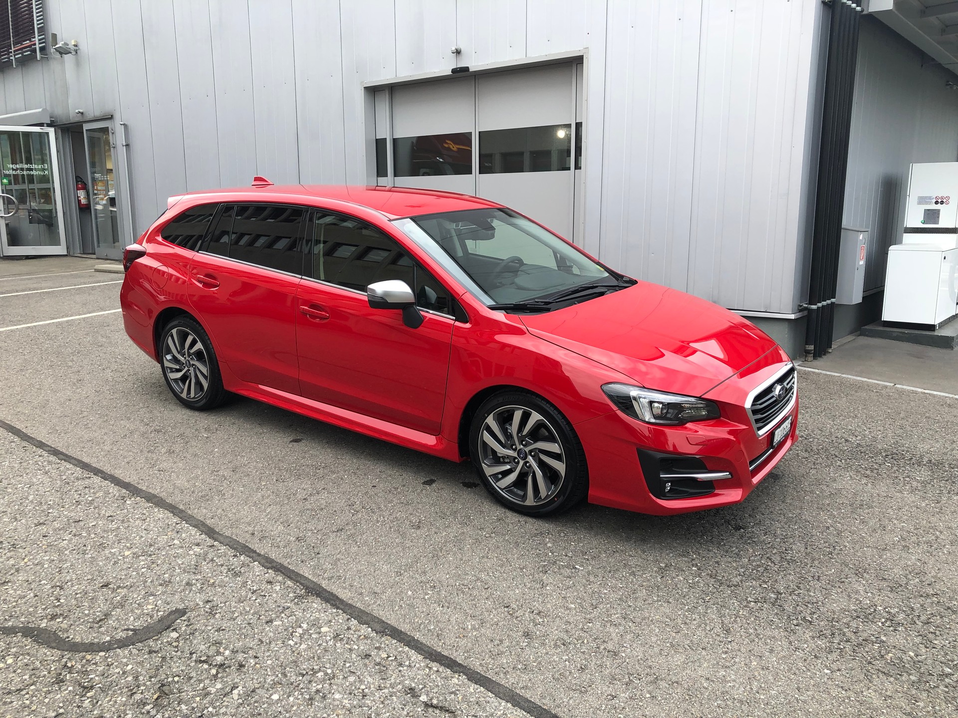 SUBARU Levorg 2.0i Swiss Plus AWD Lineartronic-image-2