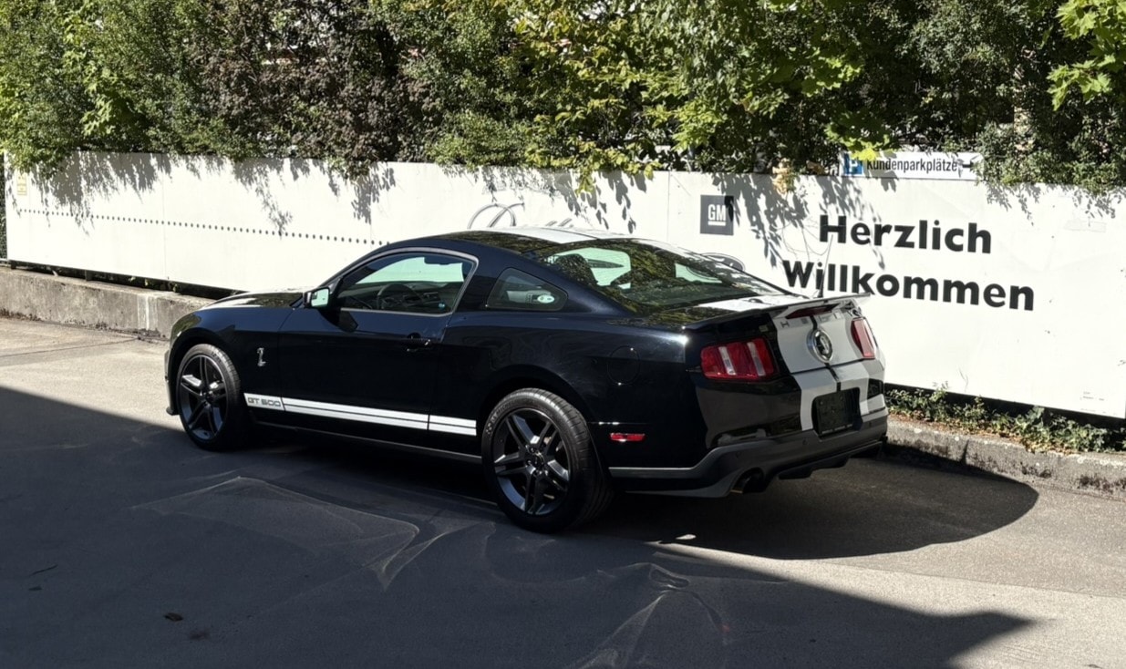 FORD Mustang Shelby GT500-image-2