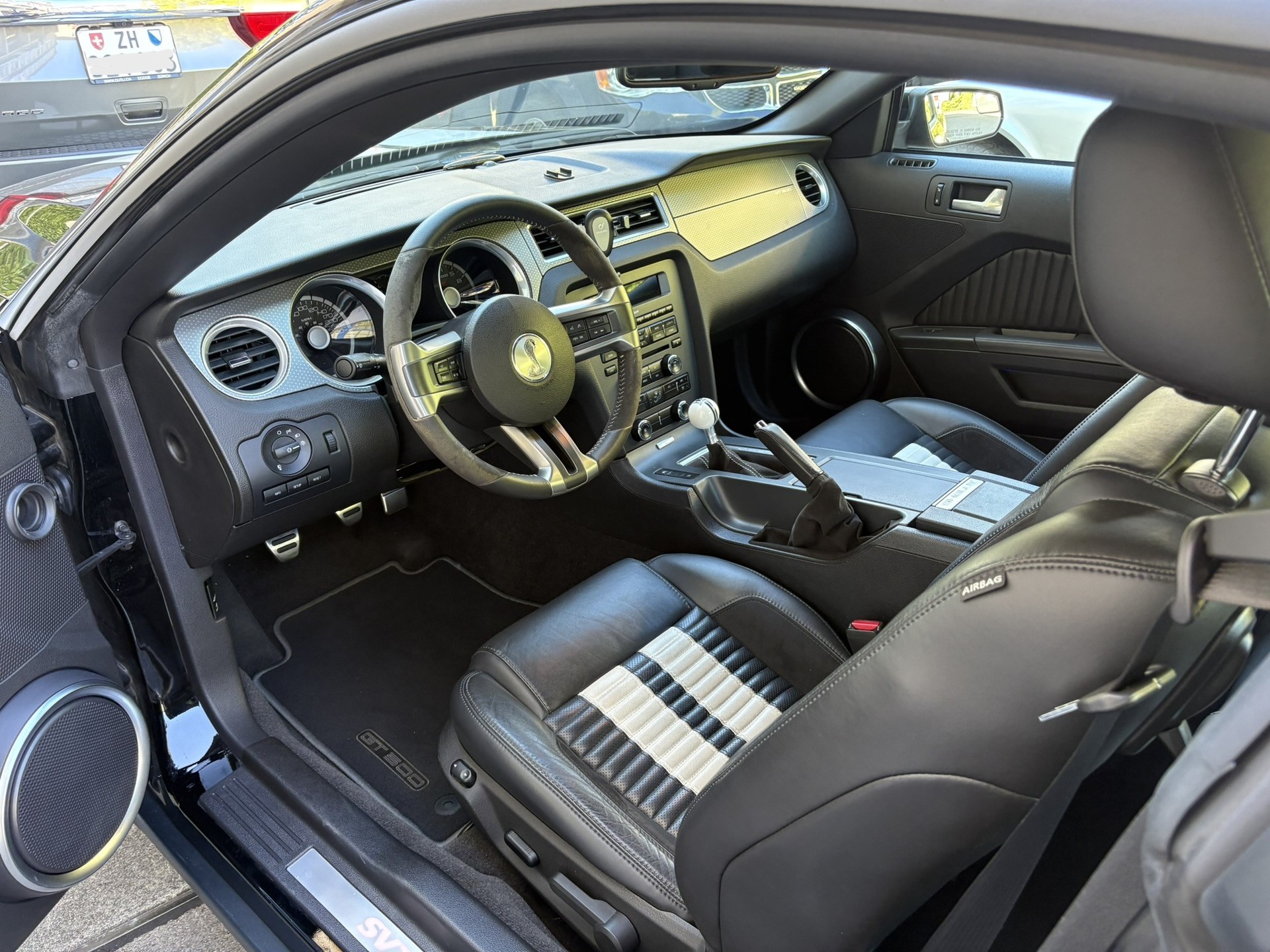 FORD Mustang Shelby GT500-image-4