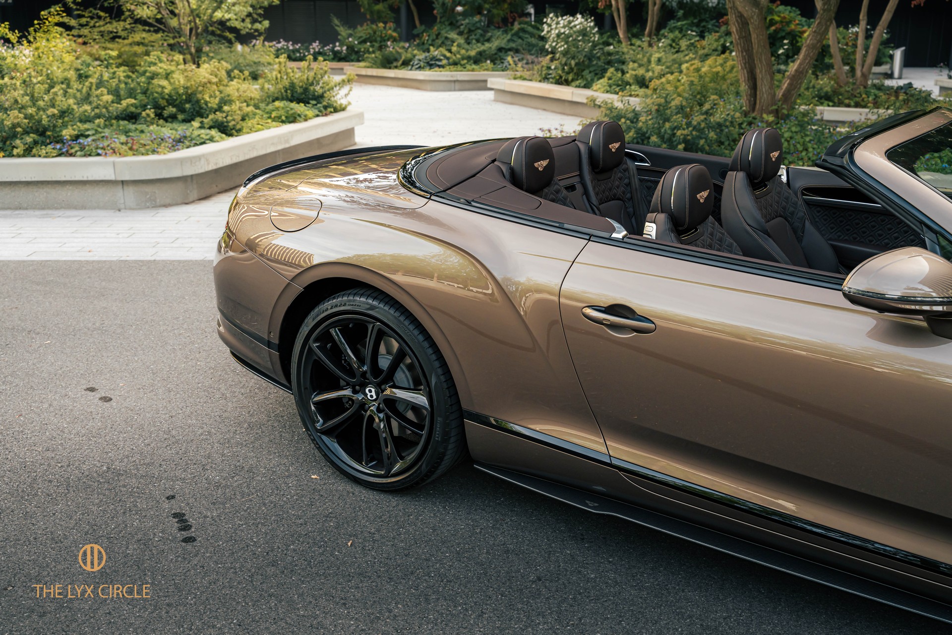 BENTLEY Continental GTC 4.0 V8 Azure-image-4