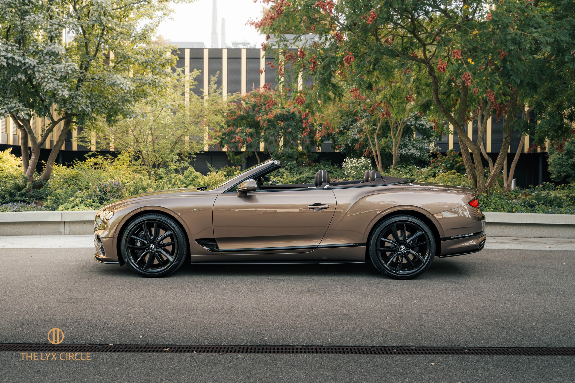 BENTLEY Continental GTC 4.0 V8 Azure-image-5
