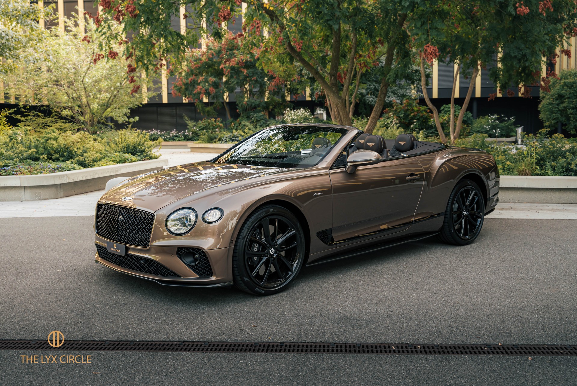 BENTLEY Continental GTC 4.0 V8 Azure-image-0